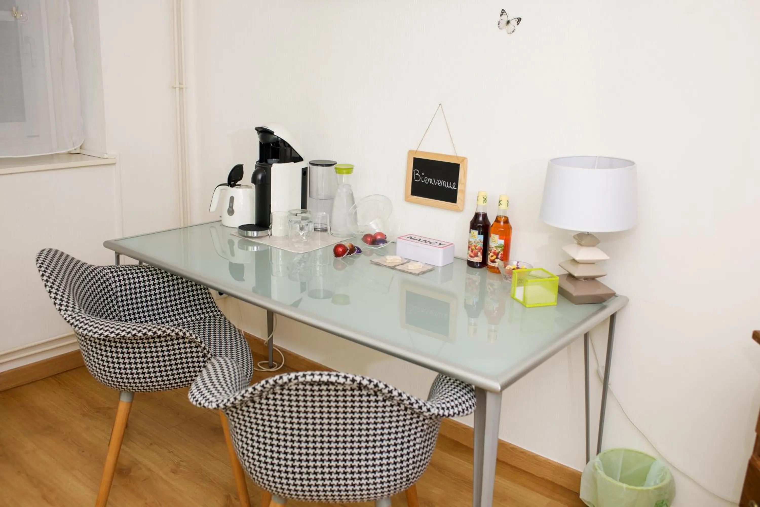 Coffee/tea facilities in Chambre d'hôtes Au Coeur De NancyB&B proche gare de Nancy