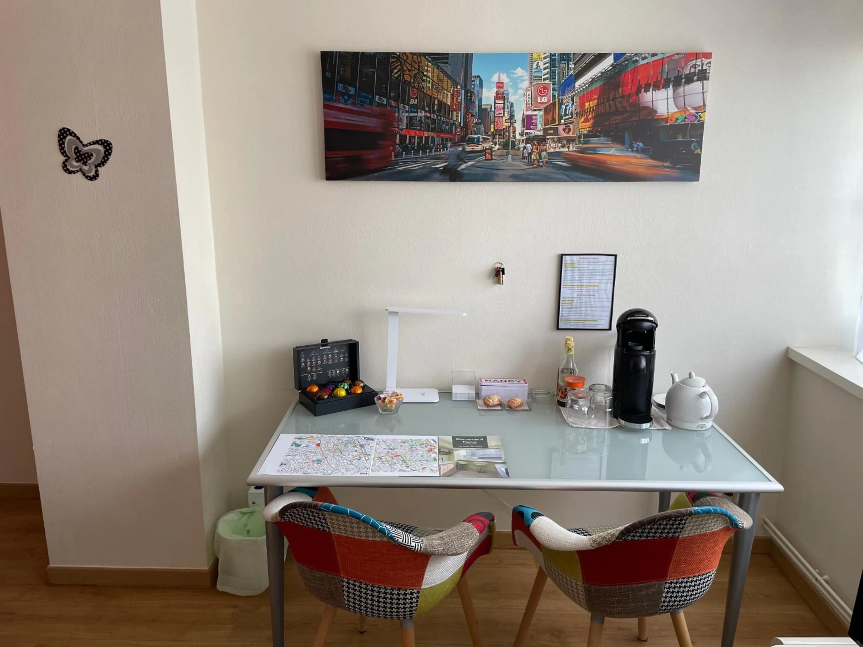 Coffee/tea facilities in Chambre d'hôtes Au Coeur De NancyB&B proche gare de Nancy