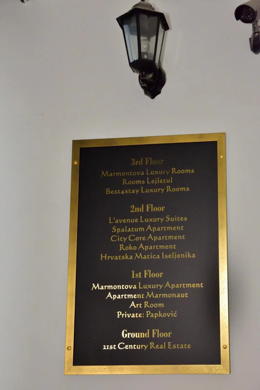 Marmontova Luxury Rooms