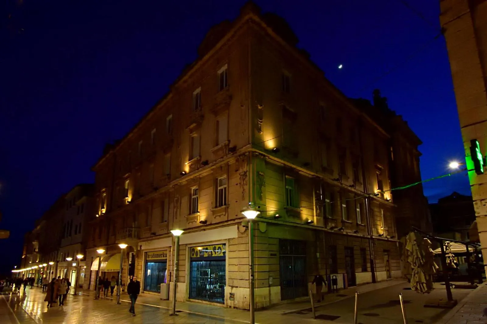 Marmontova Luxury Rooms