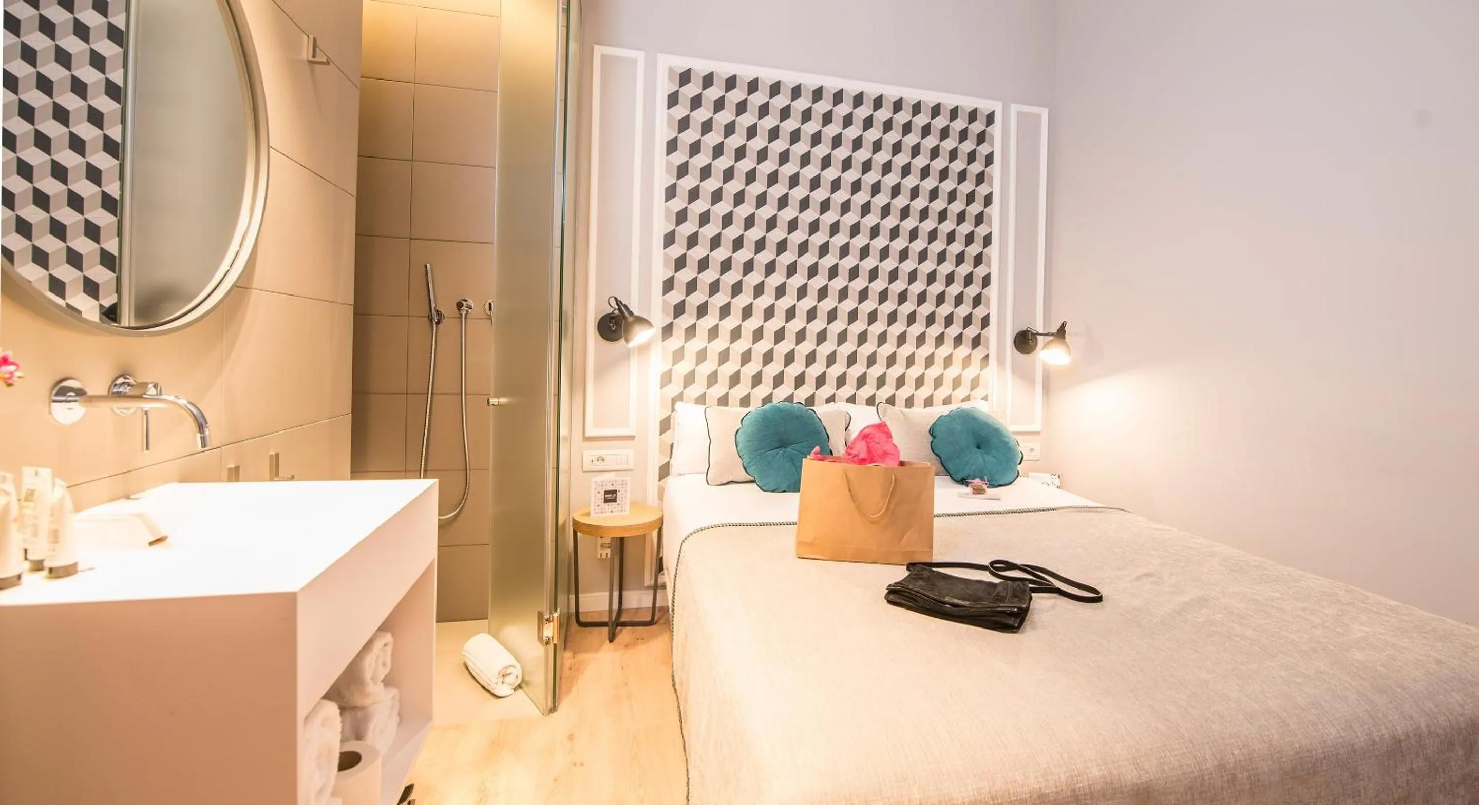 Shower in Mosaic by Ona