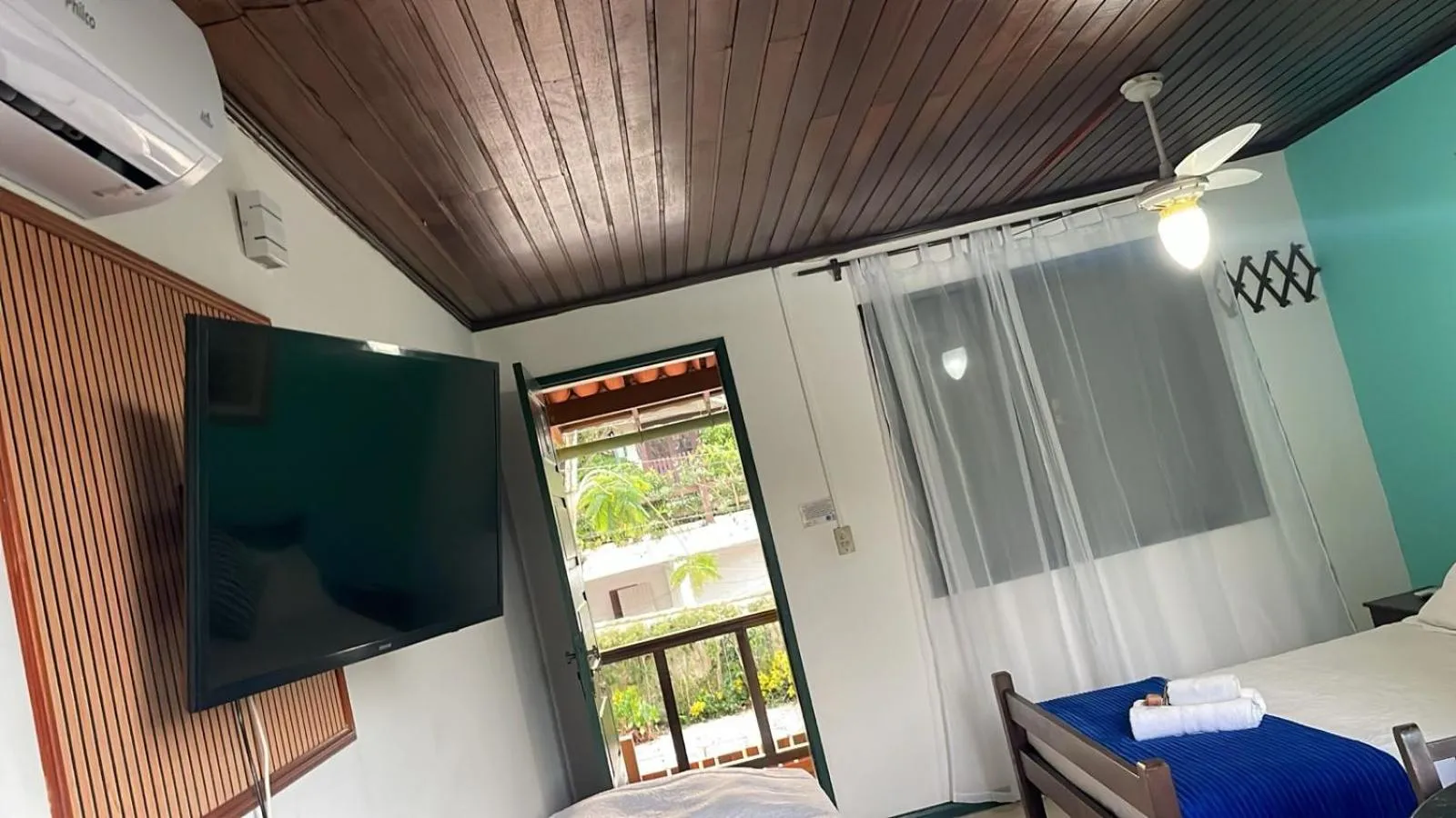 Bed in Pousada Saint Germain