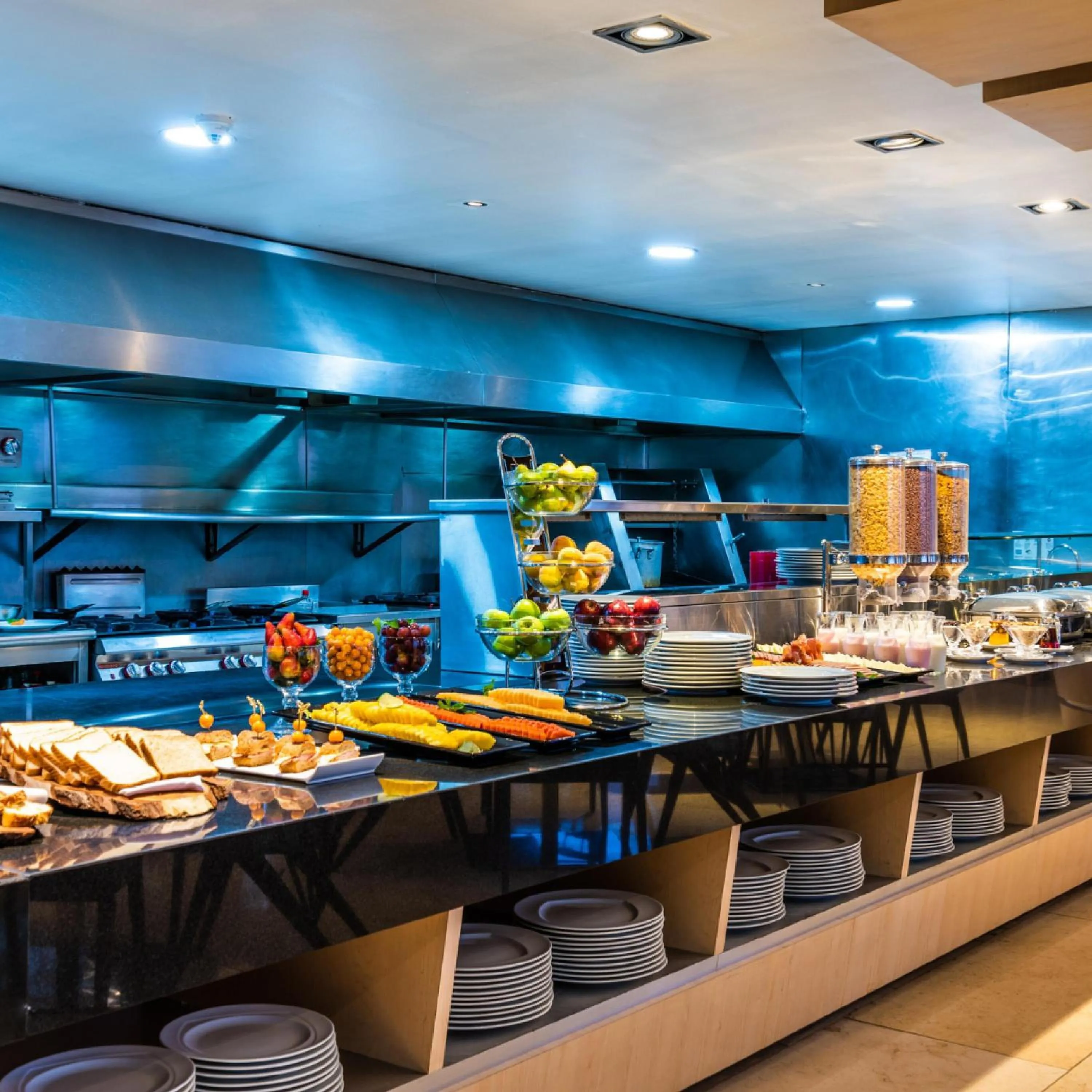 Restaurant/places to eat in Hilton DoubleTree Bogotá Salitre AR