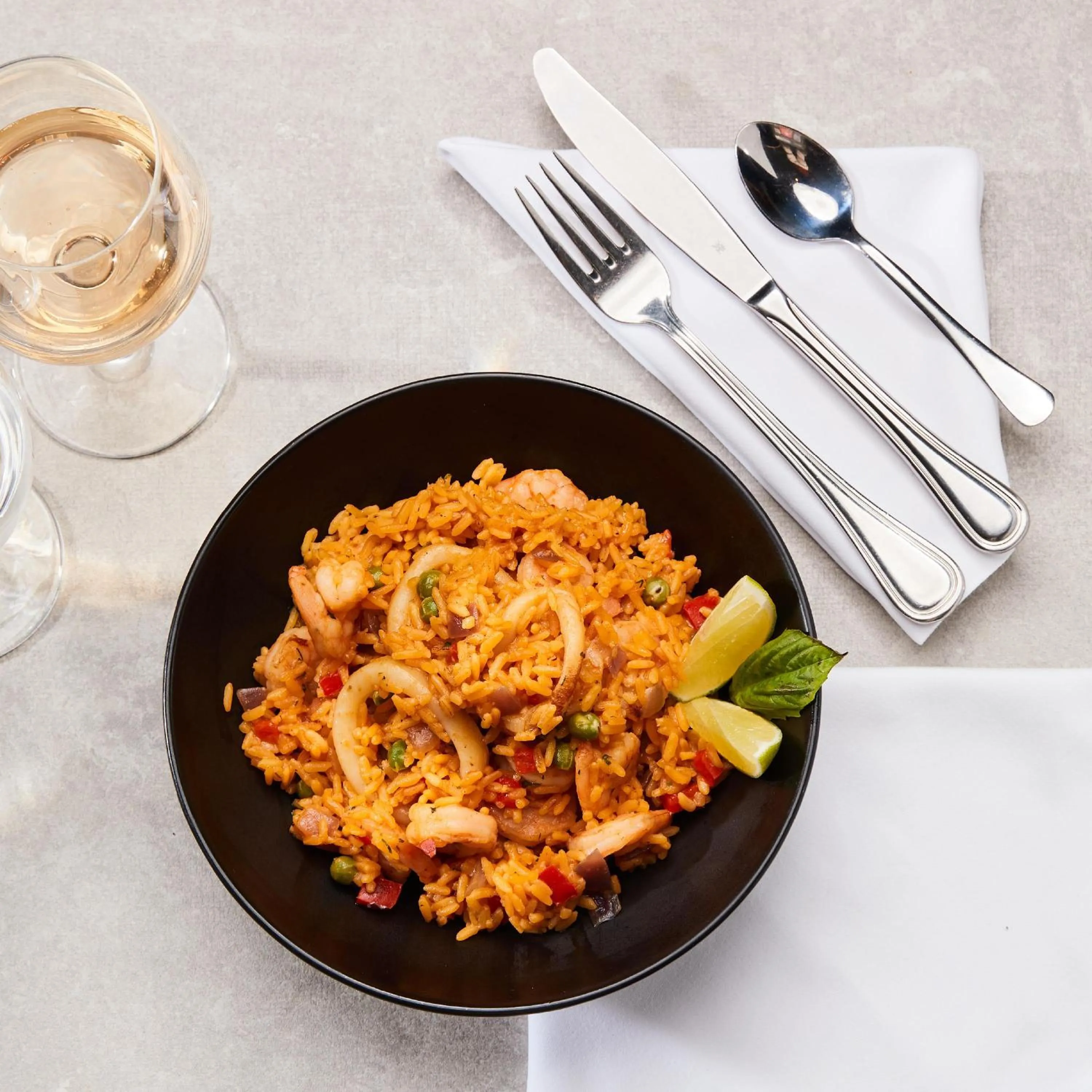 Restaurant/places to eat in Hilton DoubleTree Bogotá Salitre AR