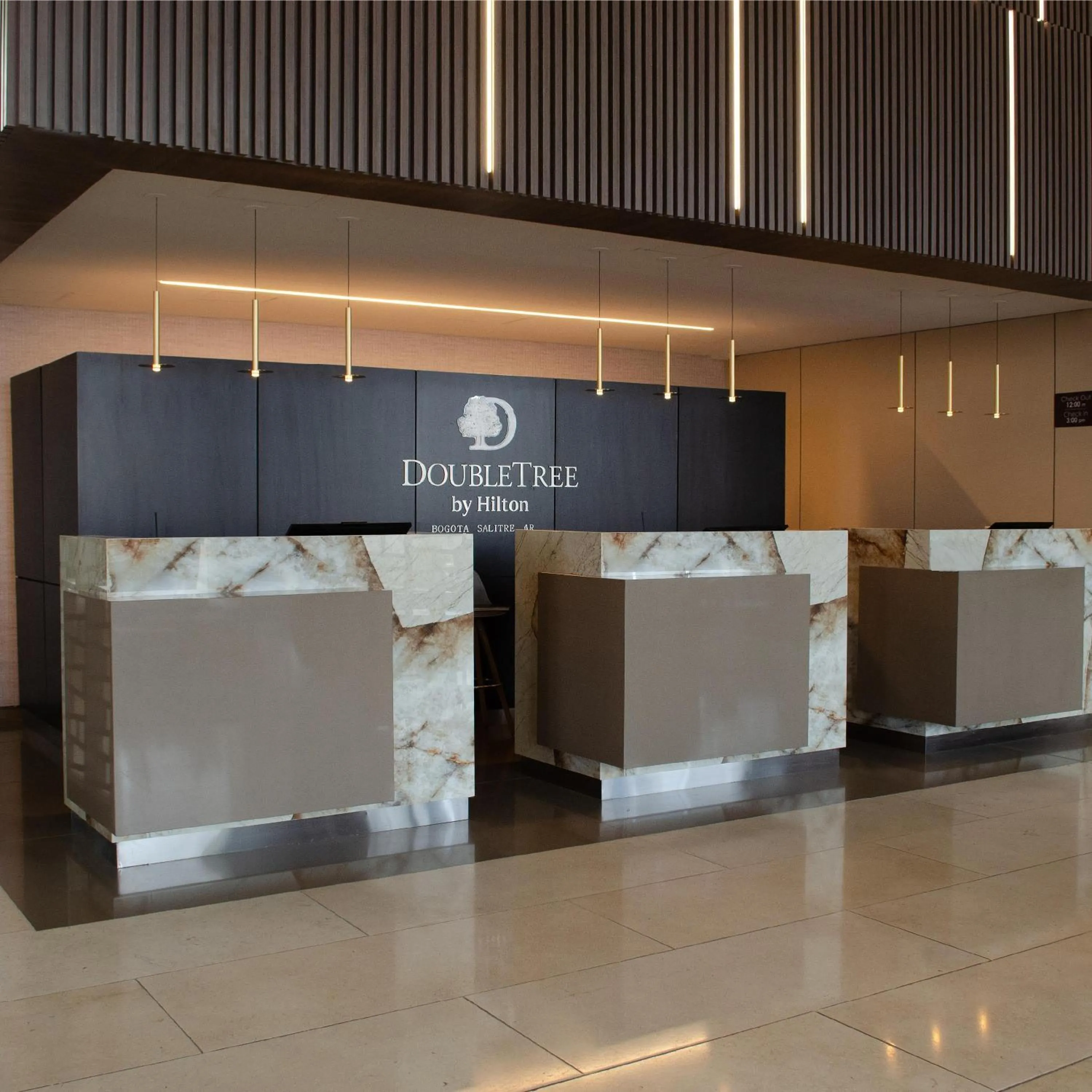 Lobby or reception in Hilton DoubleTree Bogotá Salitre AR