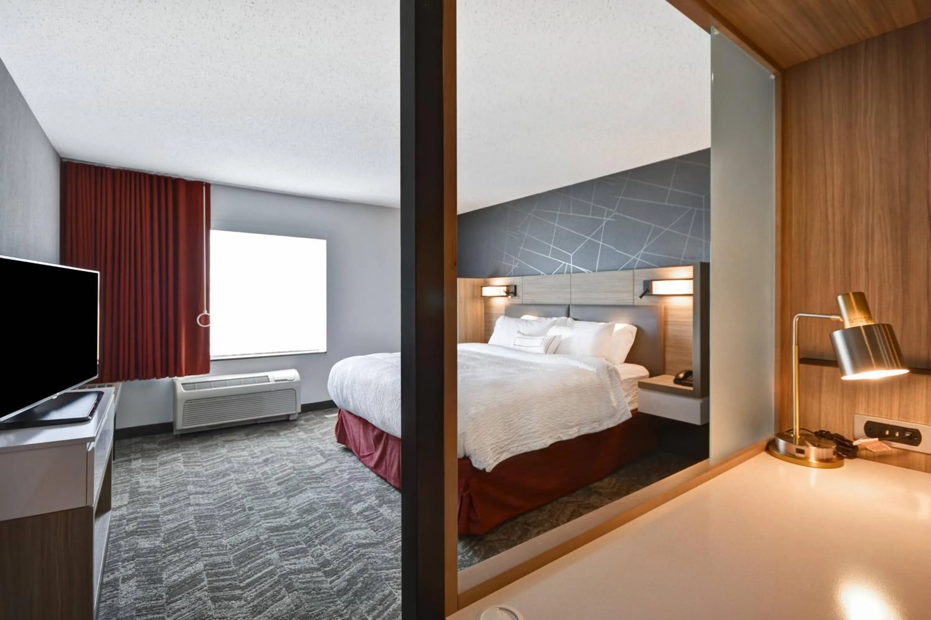 Photo of the whole room, Bed in SpringHill Suites by Marriott Indianapolis Airport/Plainfield