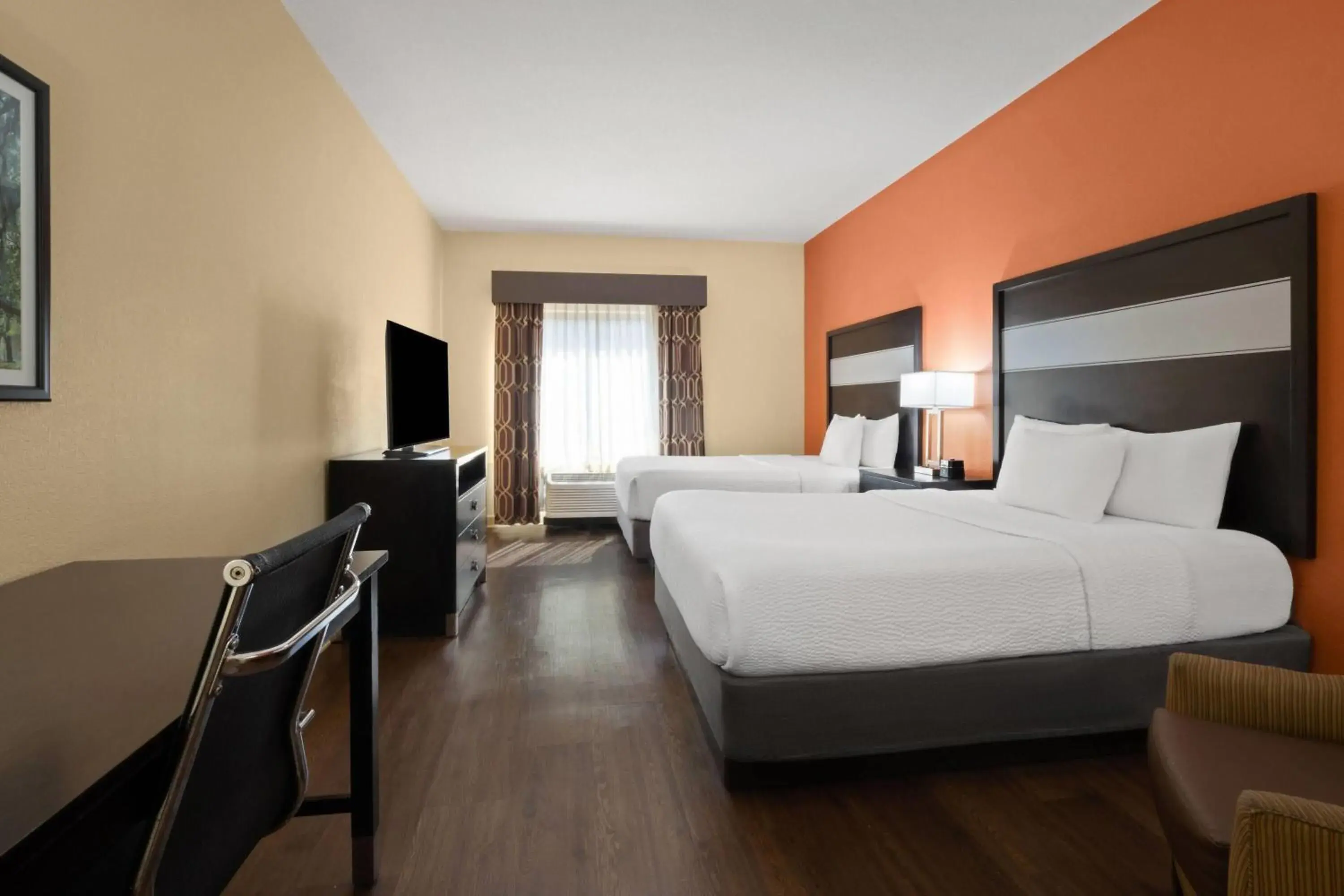 Queen Room with Two Queen Beds in La Quinta by Wyndham Florence Queen Room with Two Queen Beds in La Quinta by Wyndham Florence