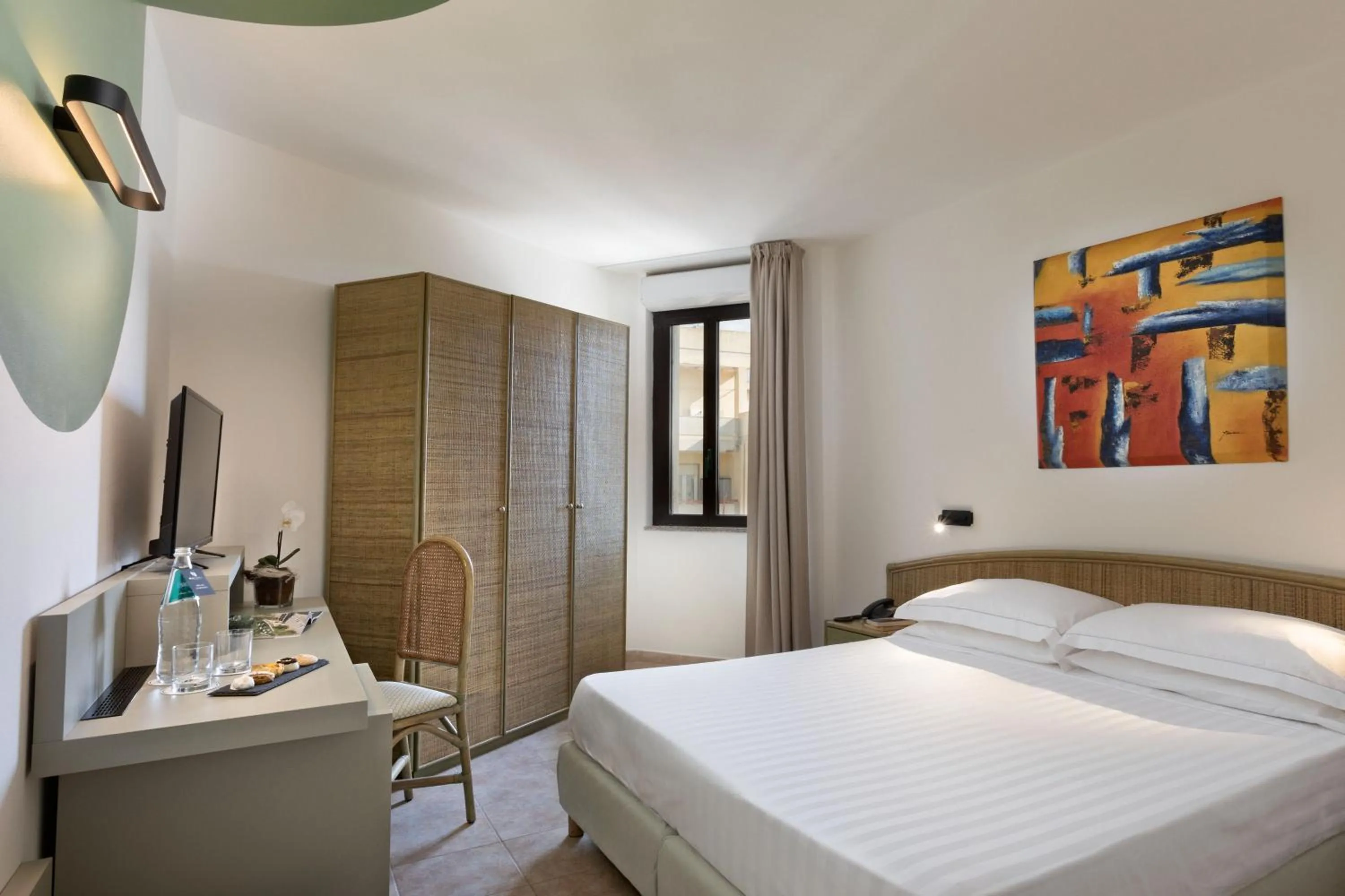 Bedroom, Bed in Rina Hotel