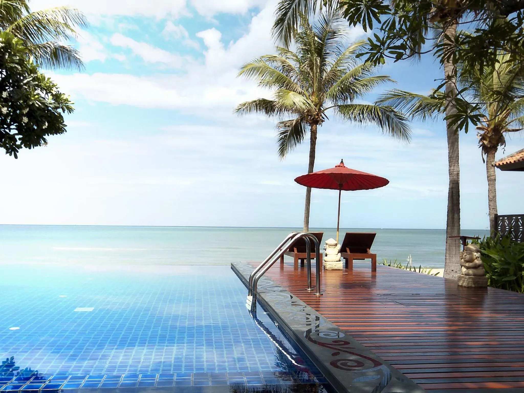 Swimming pool in Praseban Resort