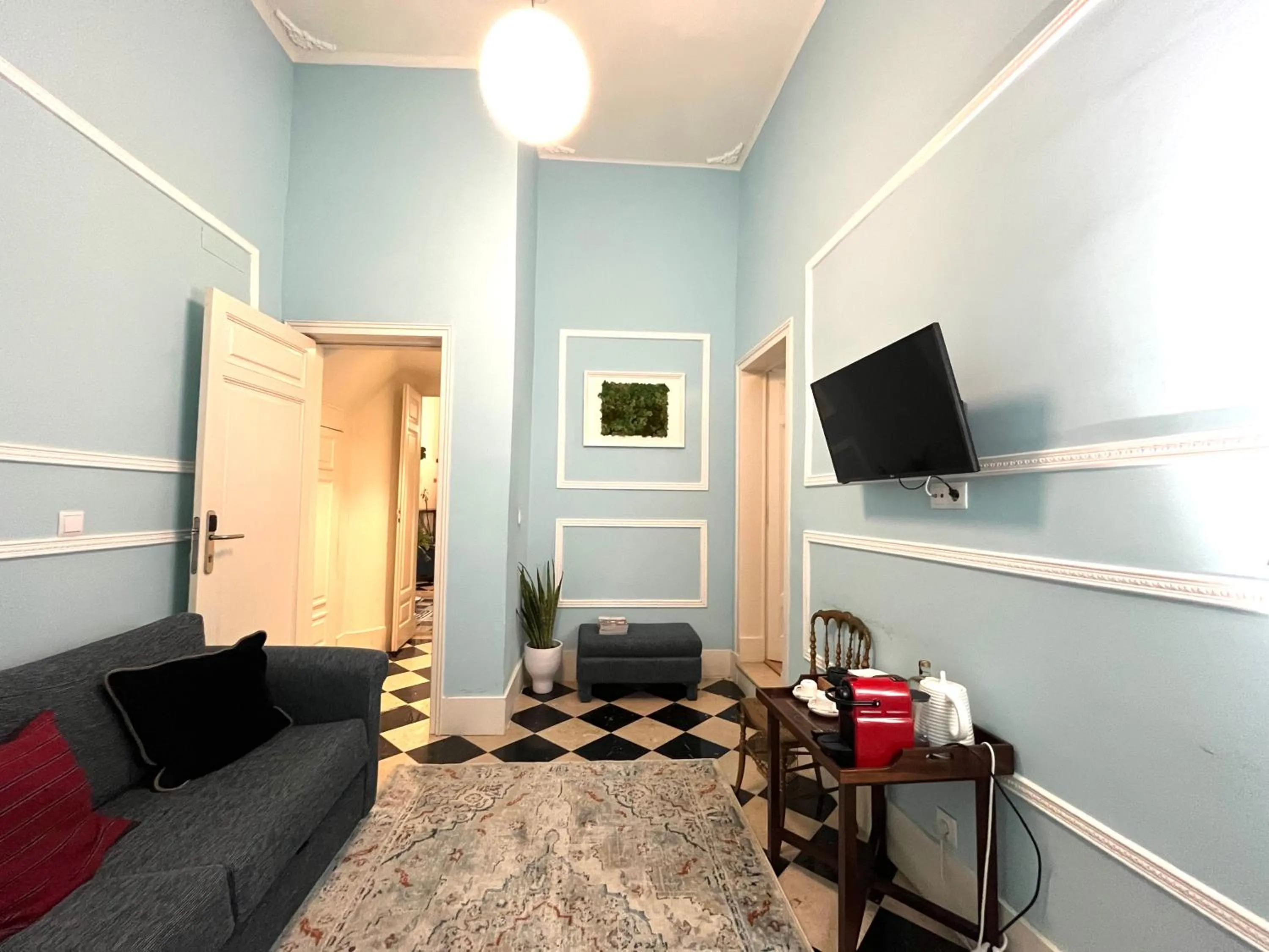 Living room in 1869 Príncipe Real House