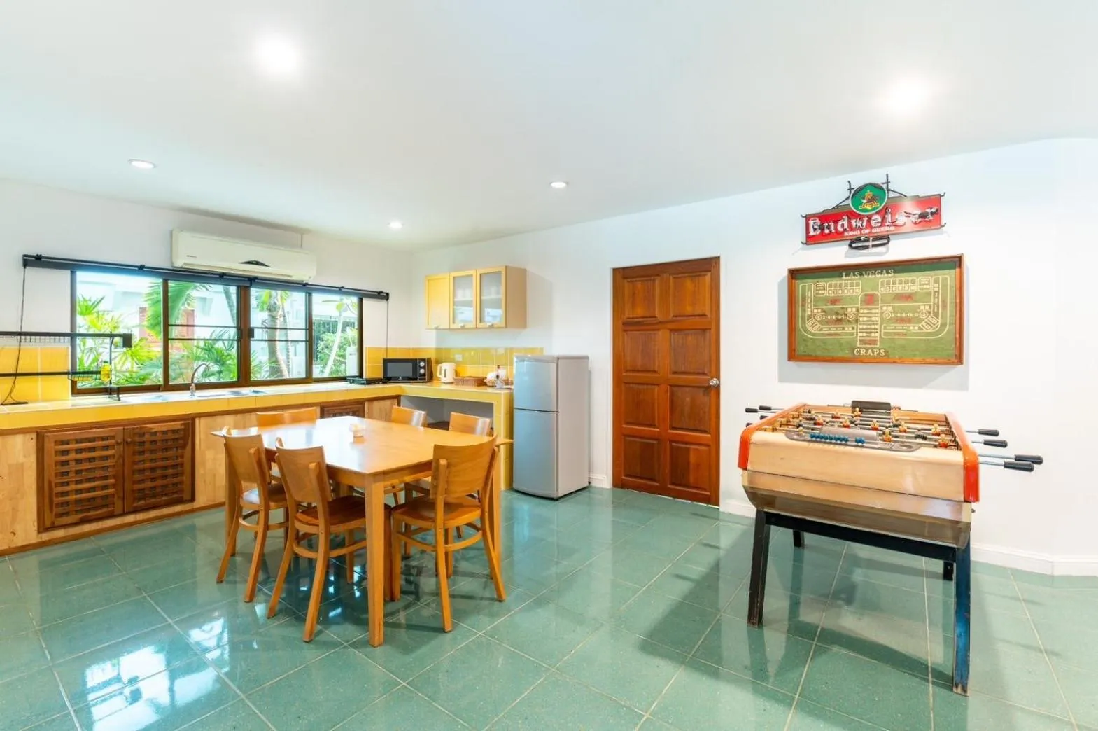 Kitchen or kitchenette in Dolphin Bay Beach Resort