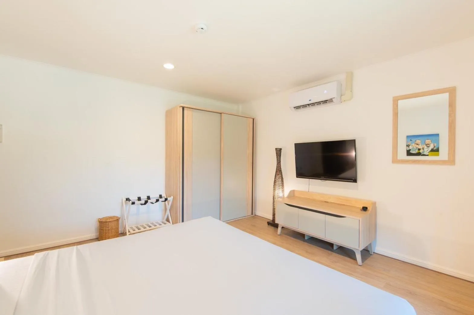 Bed in Dolphin Bay Beach Resort