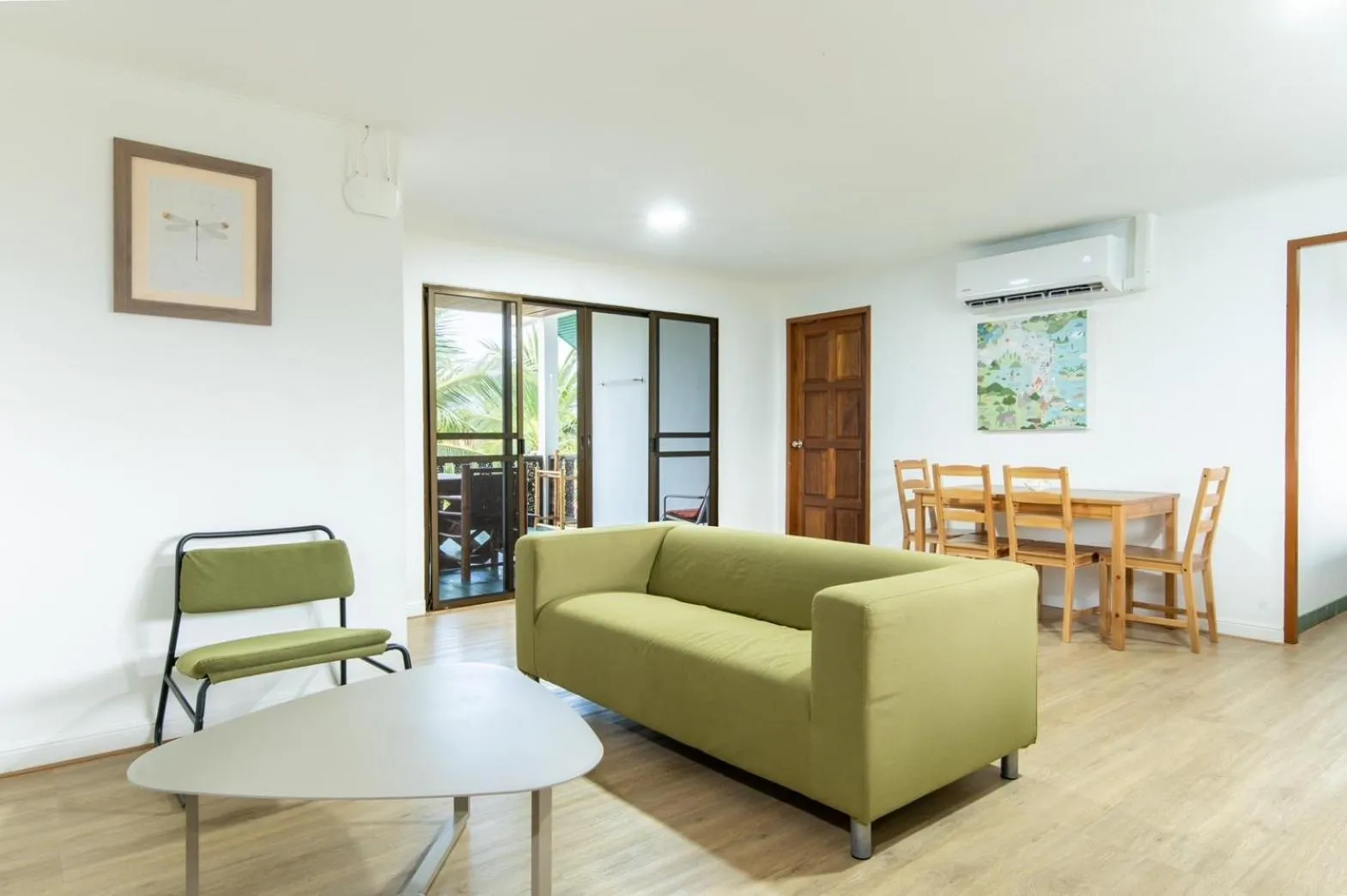 Living room in Dolphin Bay Beach Resort