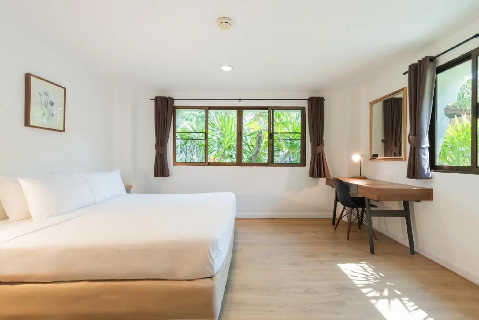 Bed in Dolphin Bay Beach Resort