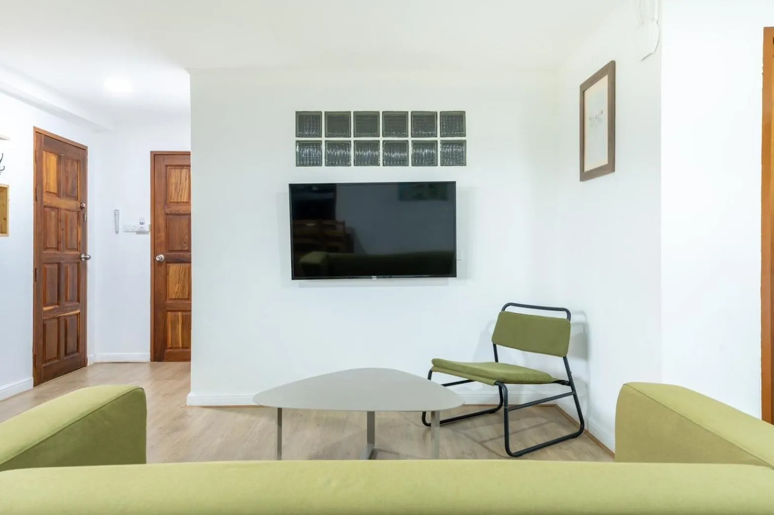 TV and multimedia in Dolphin Bay Beach Resort