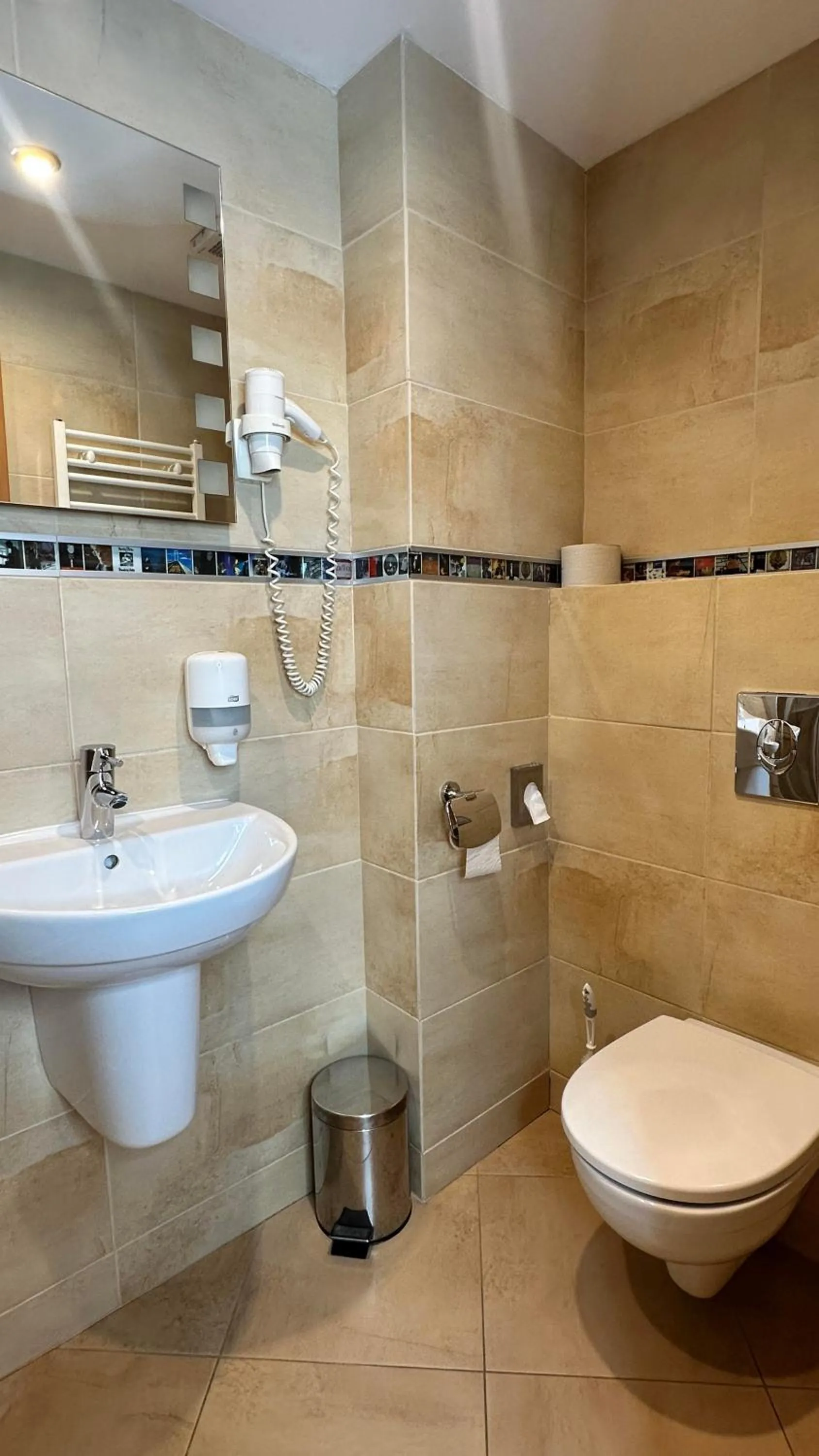 Bathroom in Hotel Muza