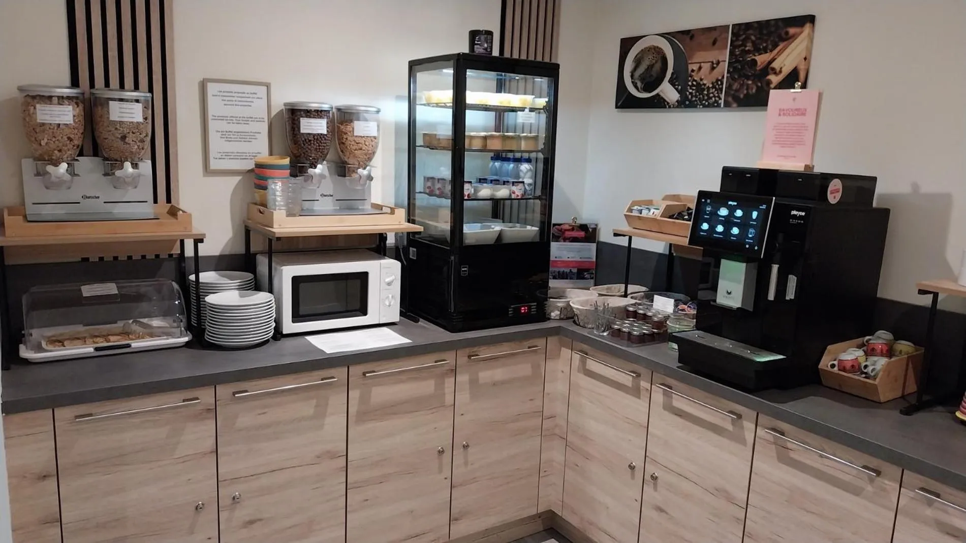 Breakfast in Le Petit Logis