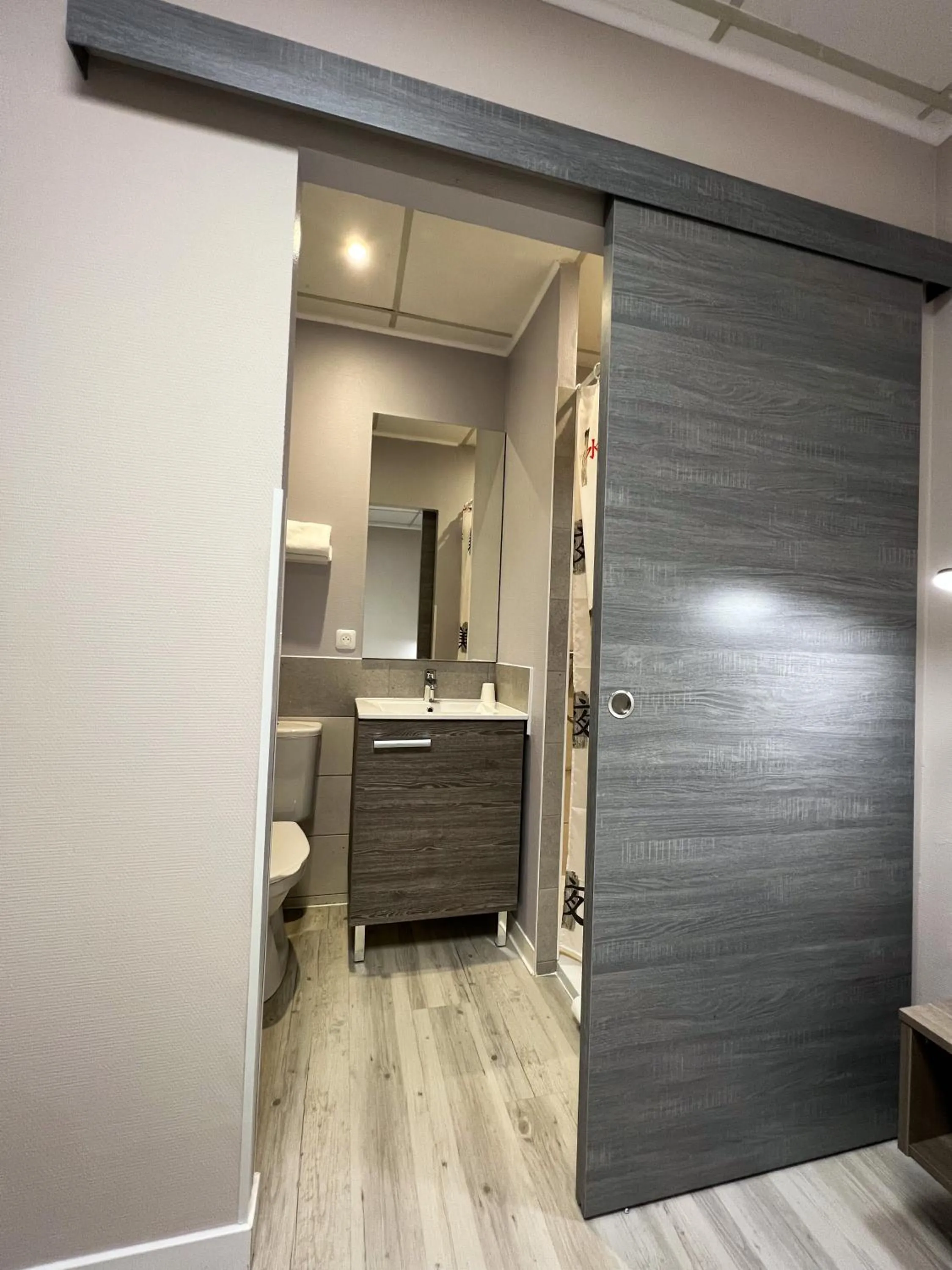 Bathroom in Le Petit Logis