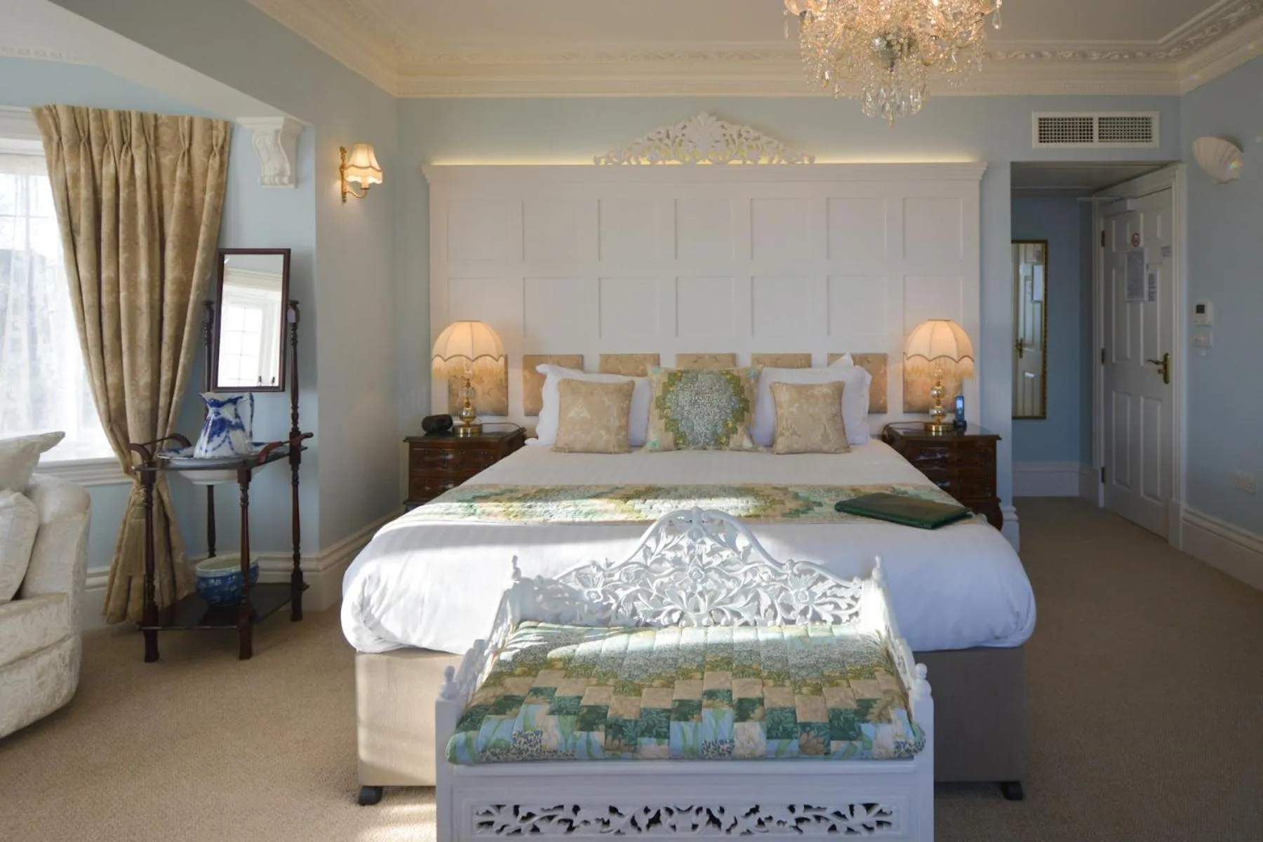 Bedroom, Bed in Haven Hall Hotel