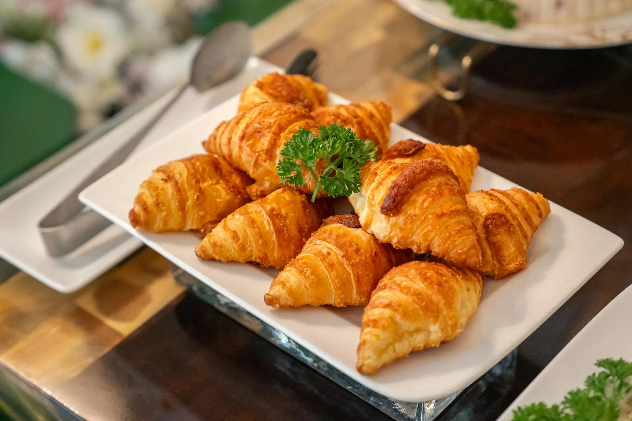 Food and drinks in A&EM Saigon Hotel