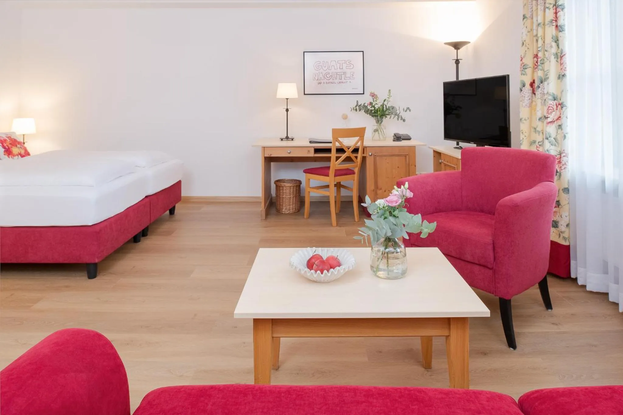 Photo of the whole room, Bed in Hotel Obermaier