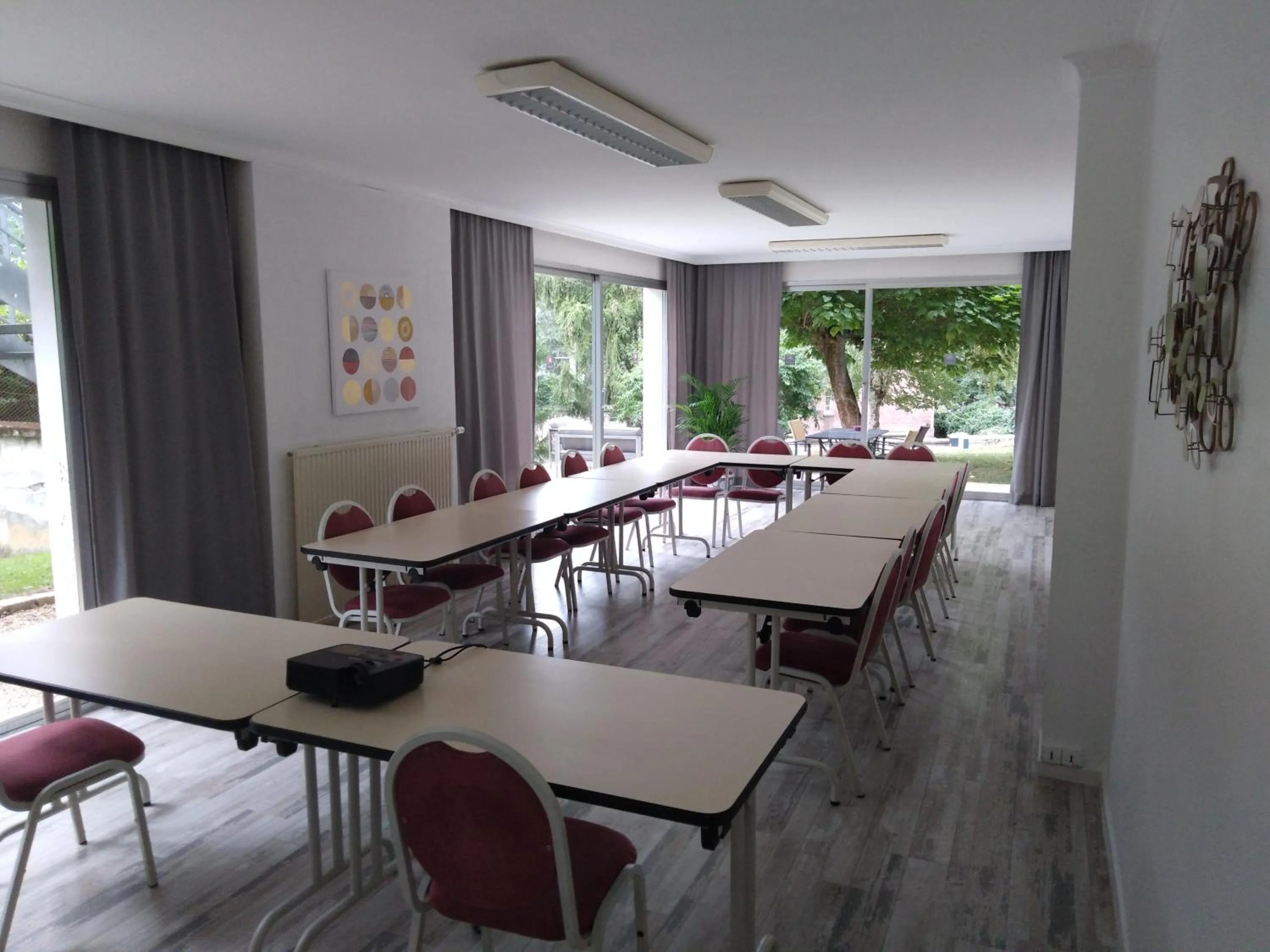 Meeting/conference room in Hotel ASTORIA- Saint Etienne-Centre des Congrès-