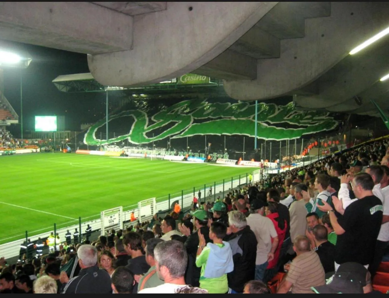 Hotel ASTORIA- Saint Etienne-Centre des Congrès-