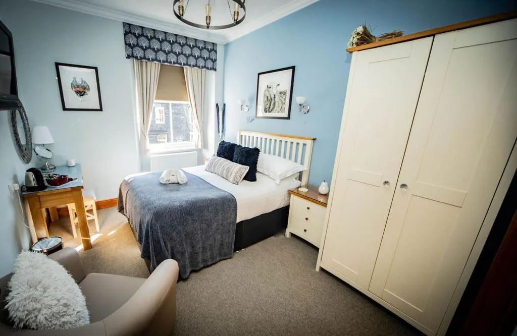 Bed in Hillsdale B&B in Ambleside