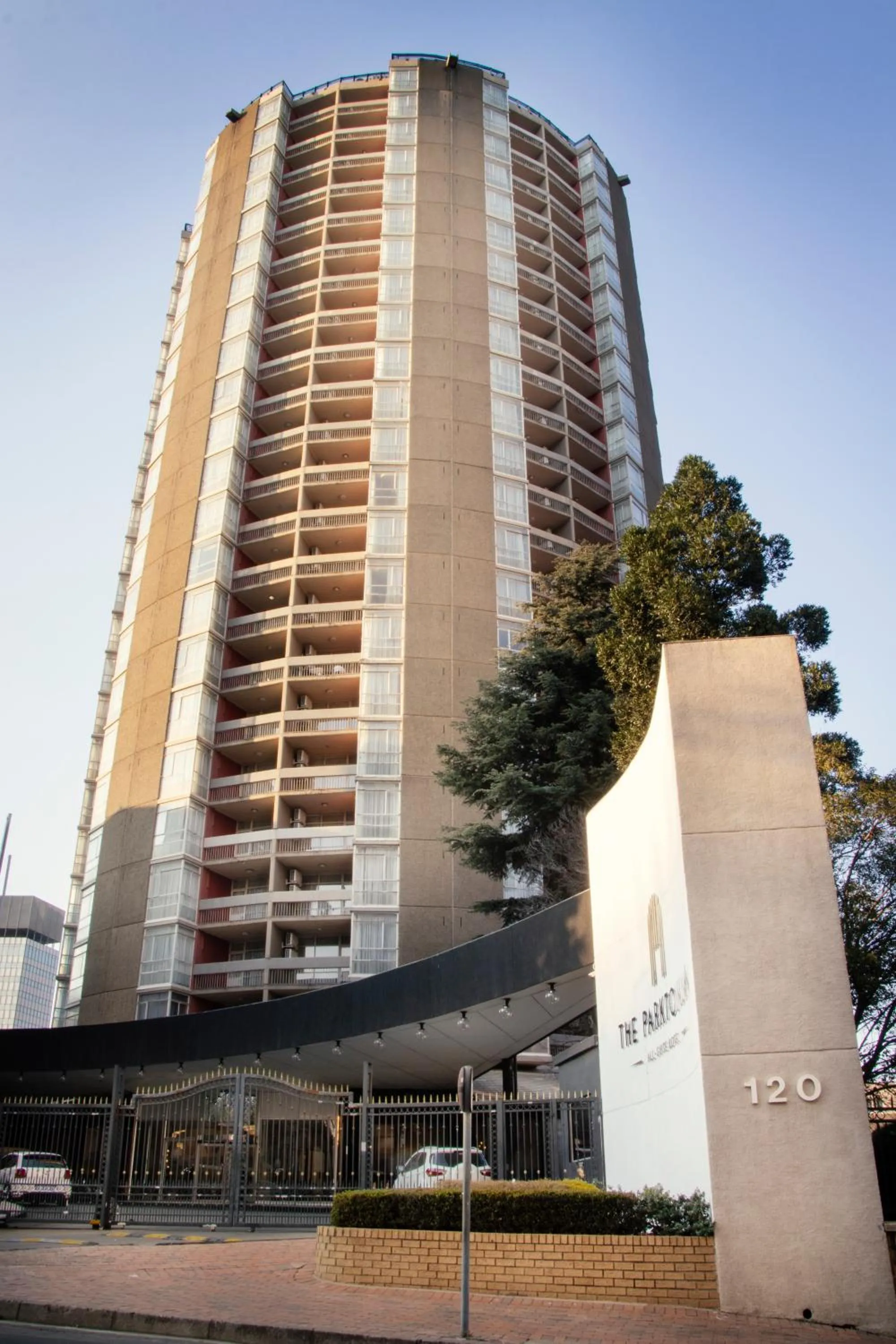 The Parktonian All Suite Hotel