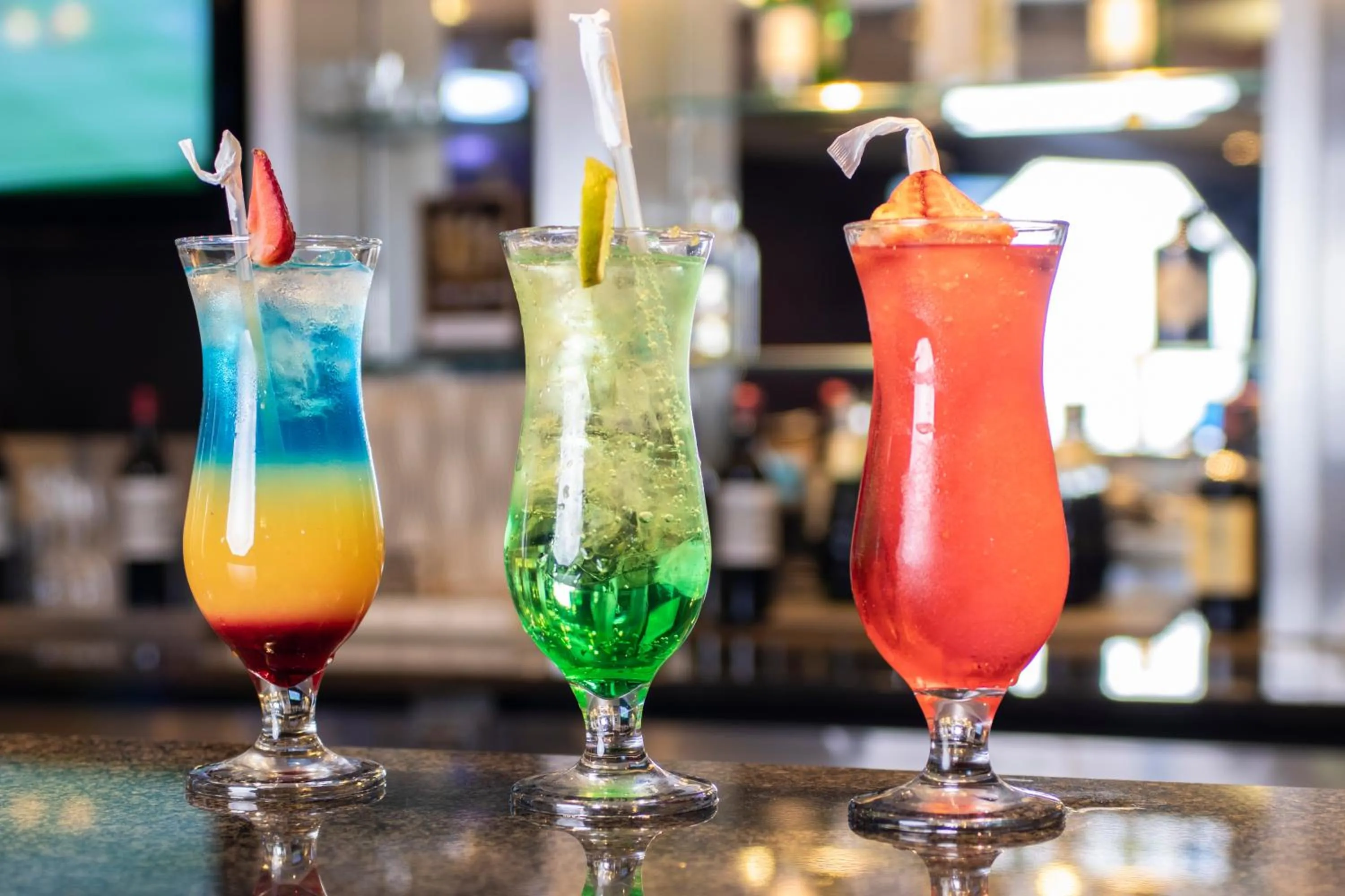 Lounge or bar in The Parktonian All Suite Hotel