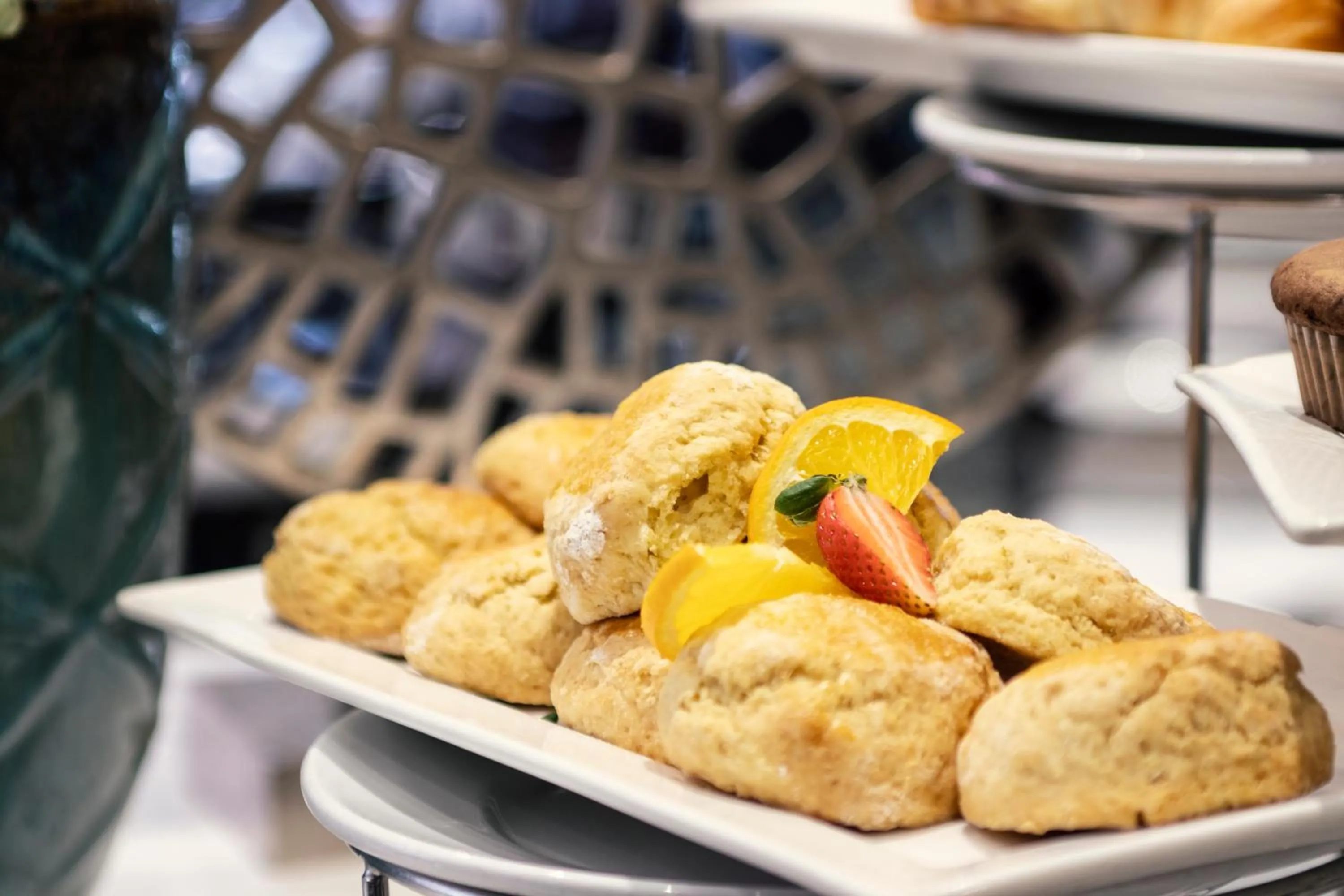 Food and drinks in The Parktonian All Suite Hotel