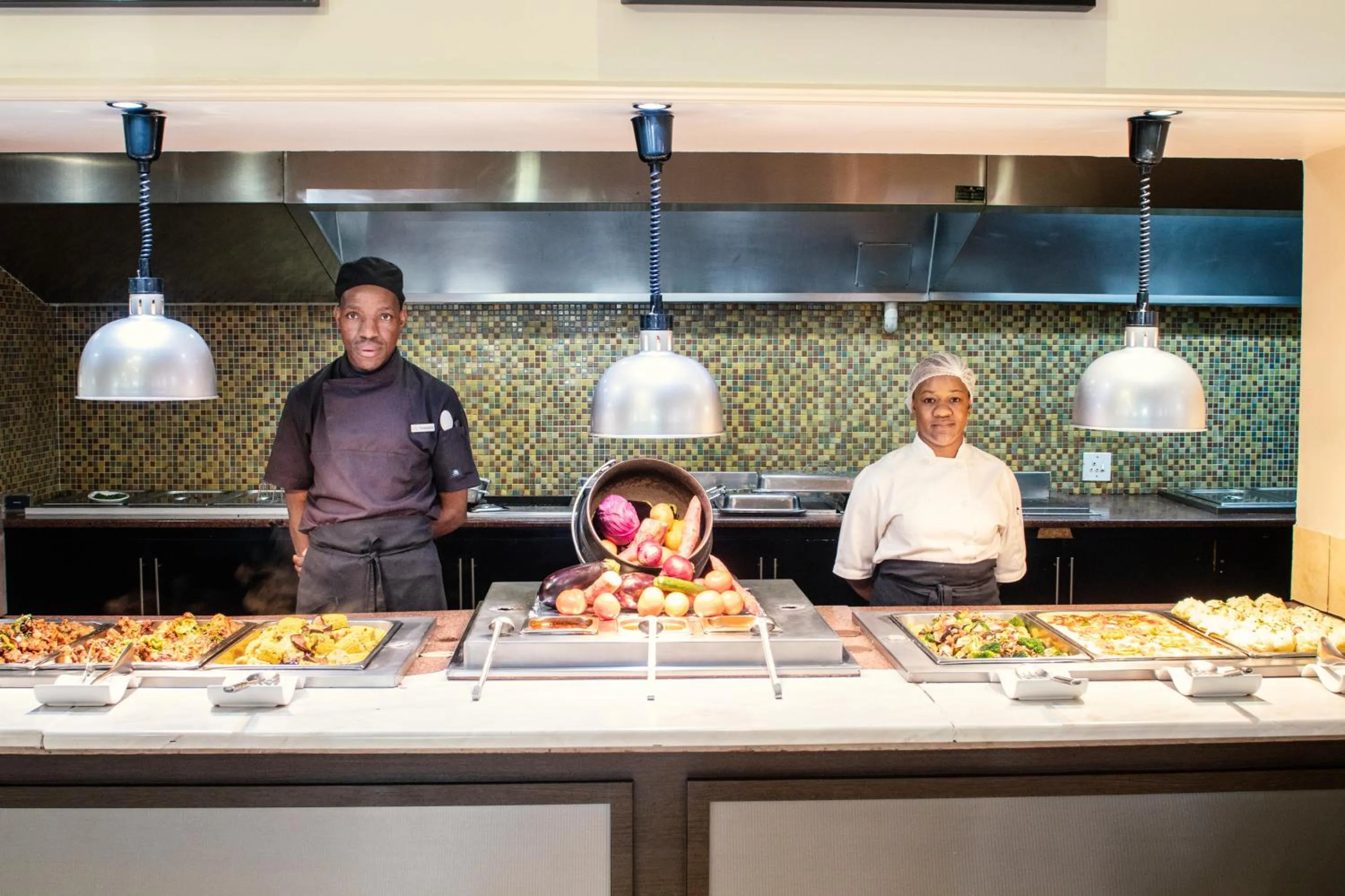 Restaurant/places to eat in The Parktonian All Suite Hotel