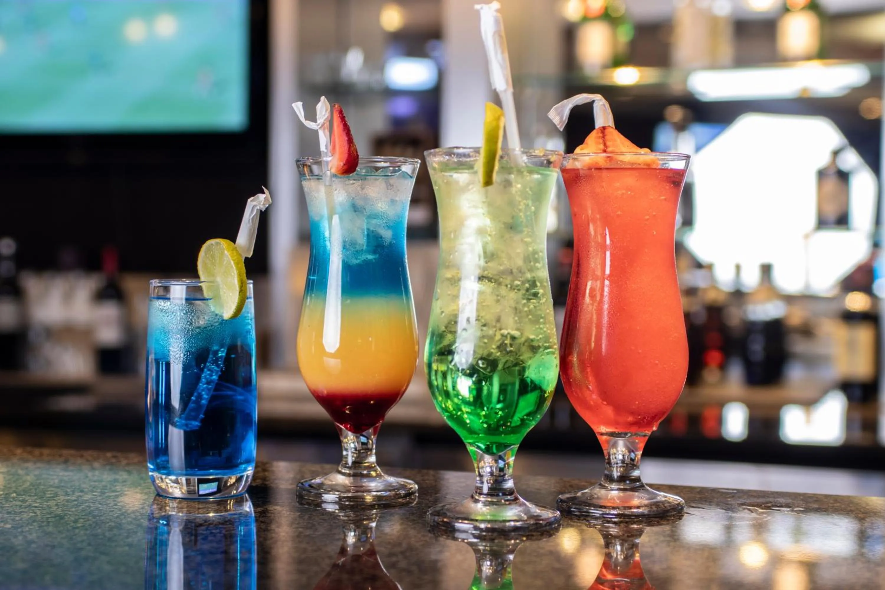 Lounge or bar in The Parktonian All Suite Hotel