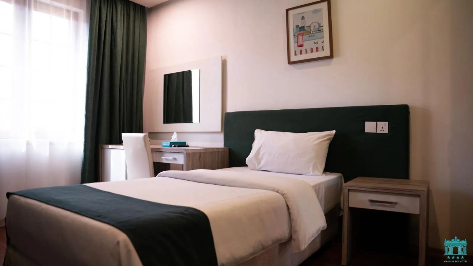 Bedroom, Bed in Khan Saray