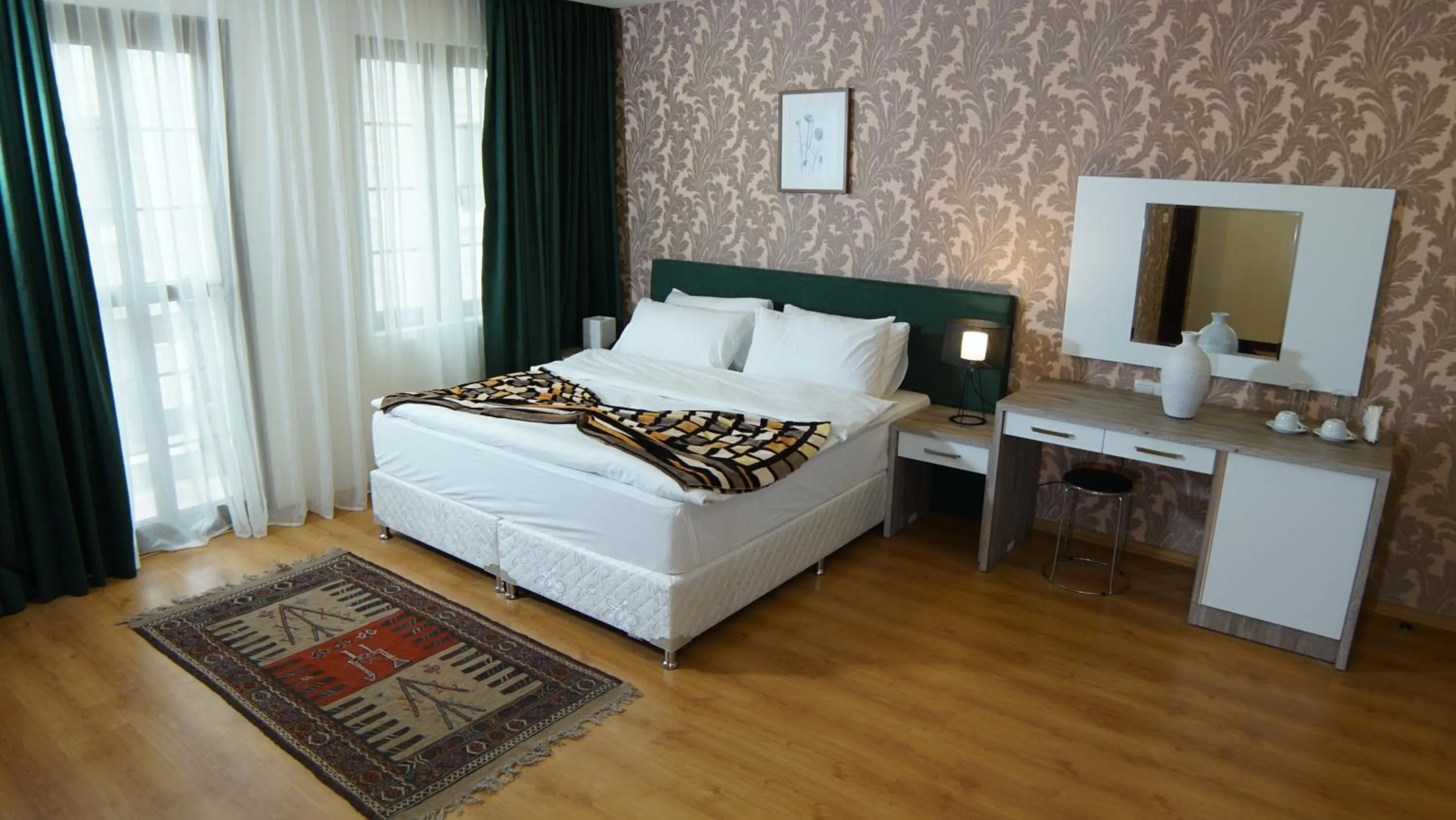 Bedroom, Bed in Khan Saray