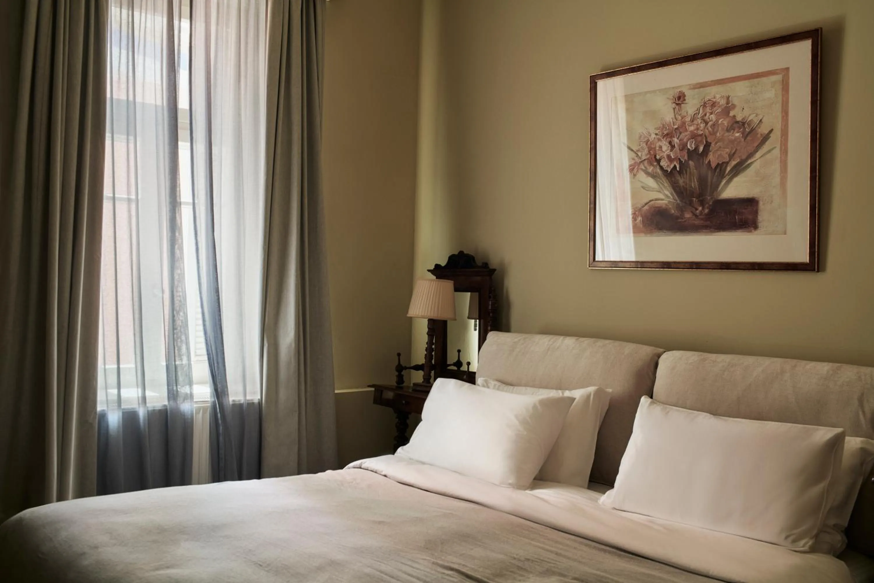 Bed in Syrou Melathron