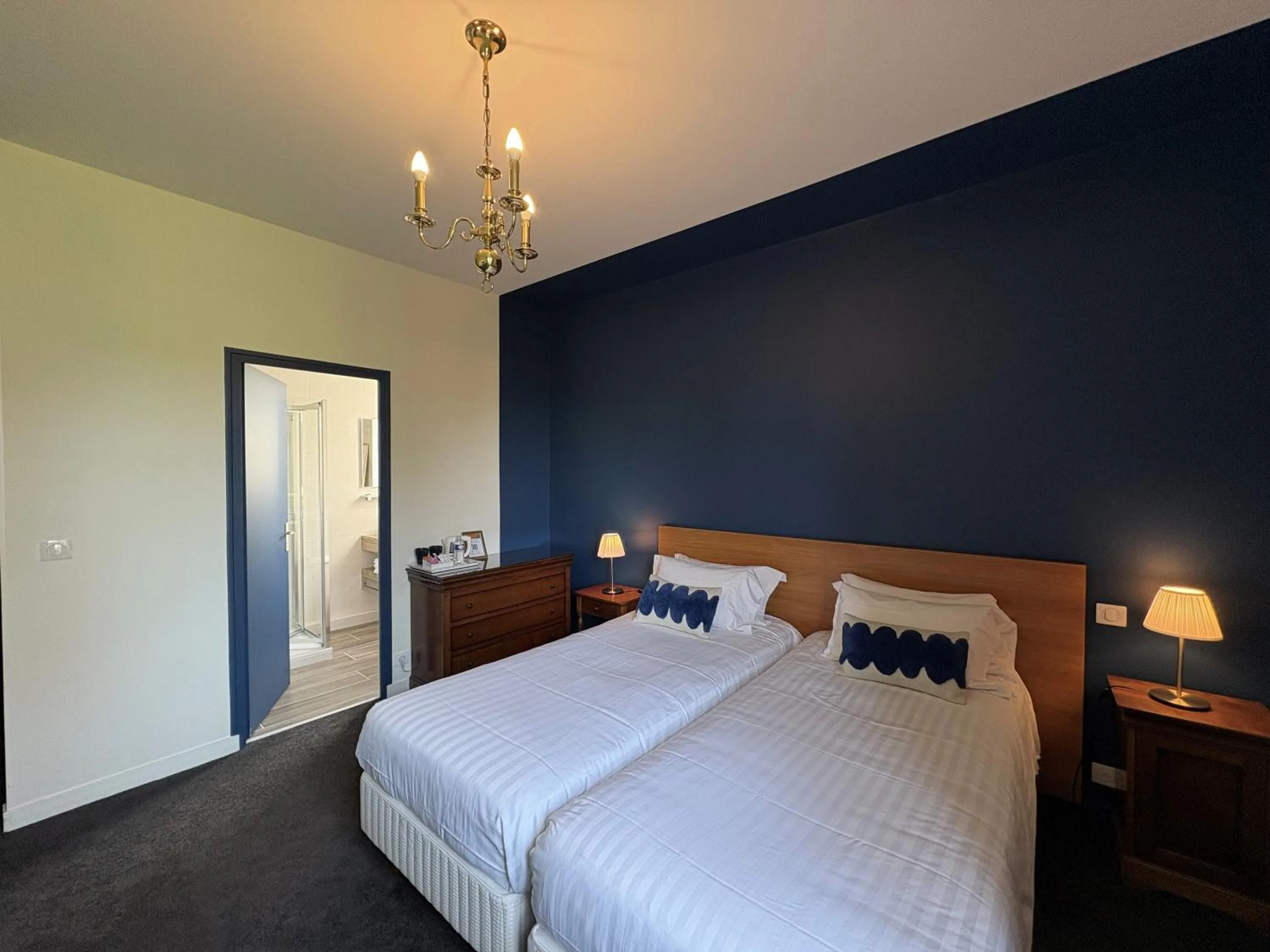 Bed in Hôtel de la Marine