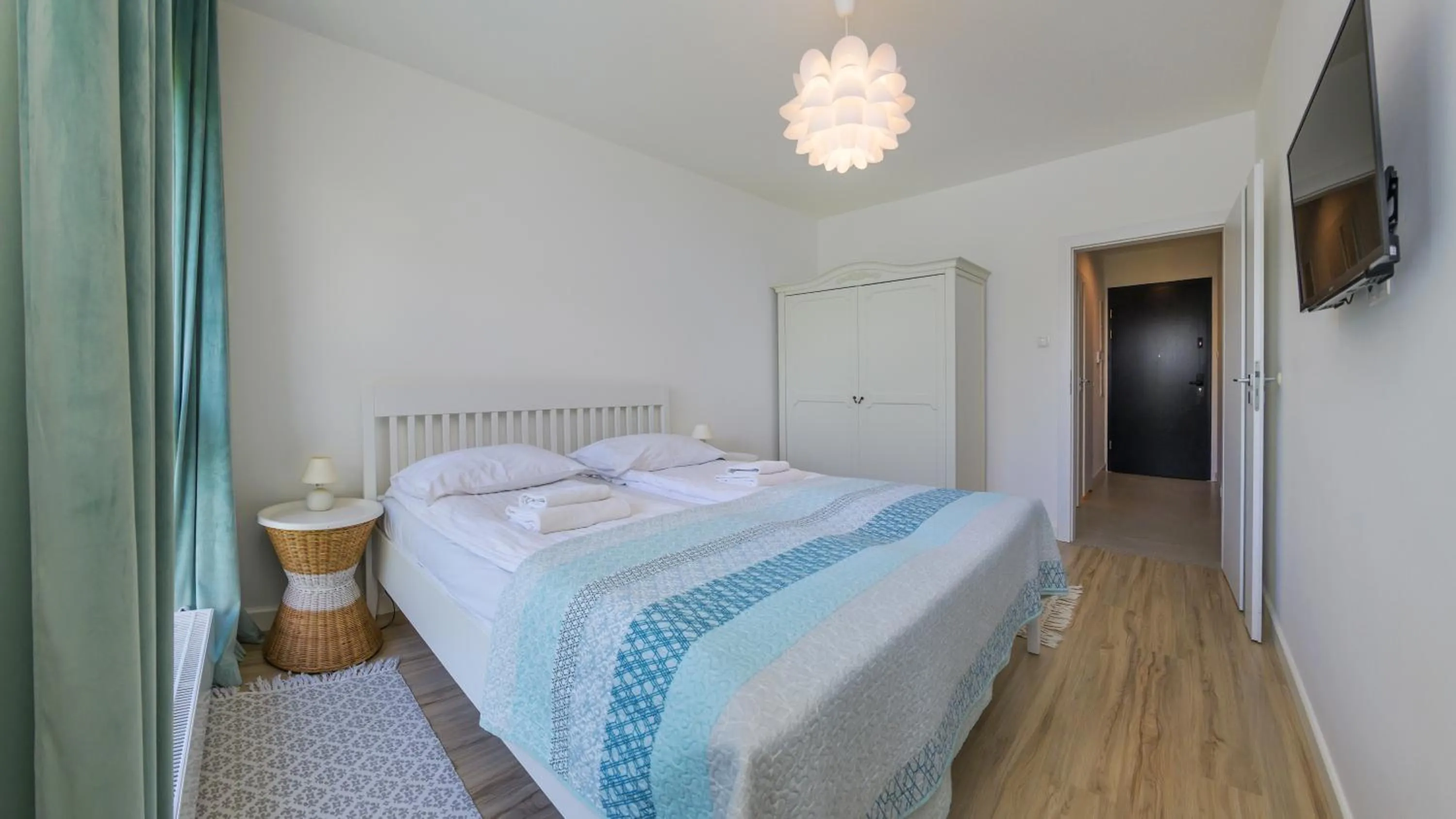 Bed in Nadmorze, Sun & Snow