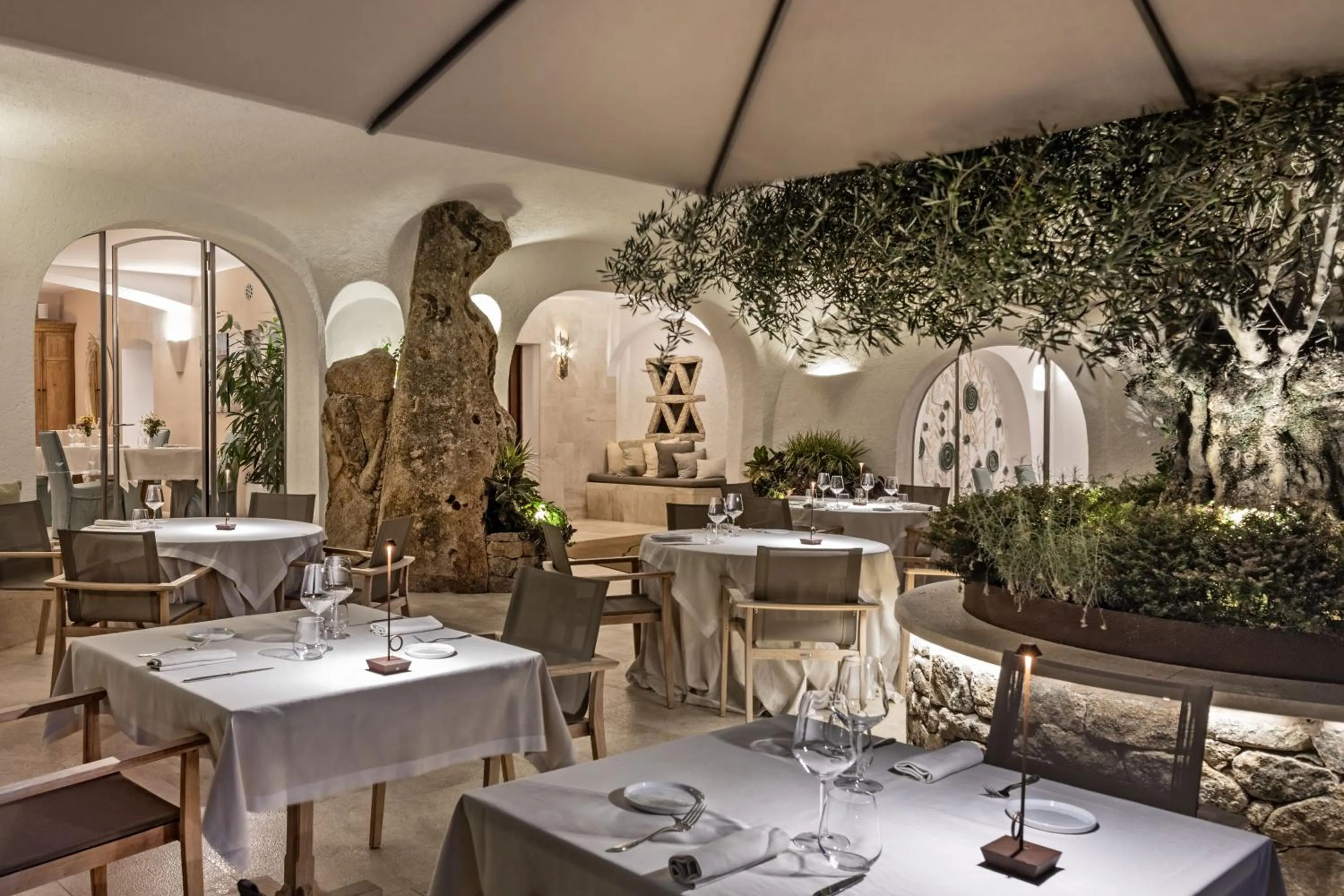 Restaurant/places to eat in Relais Villa Carola