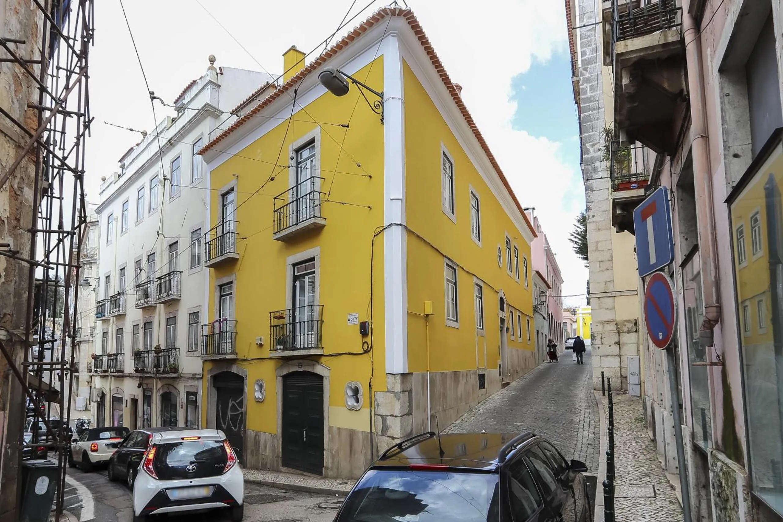 Off site in Grand Parliament Duplex by Homing