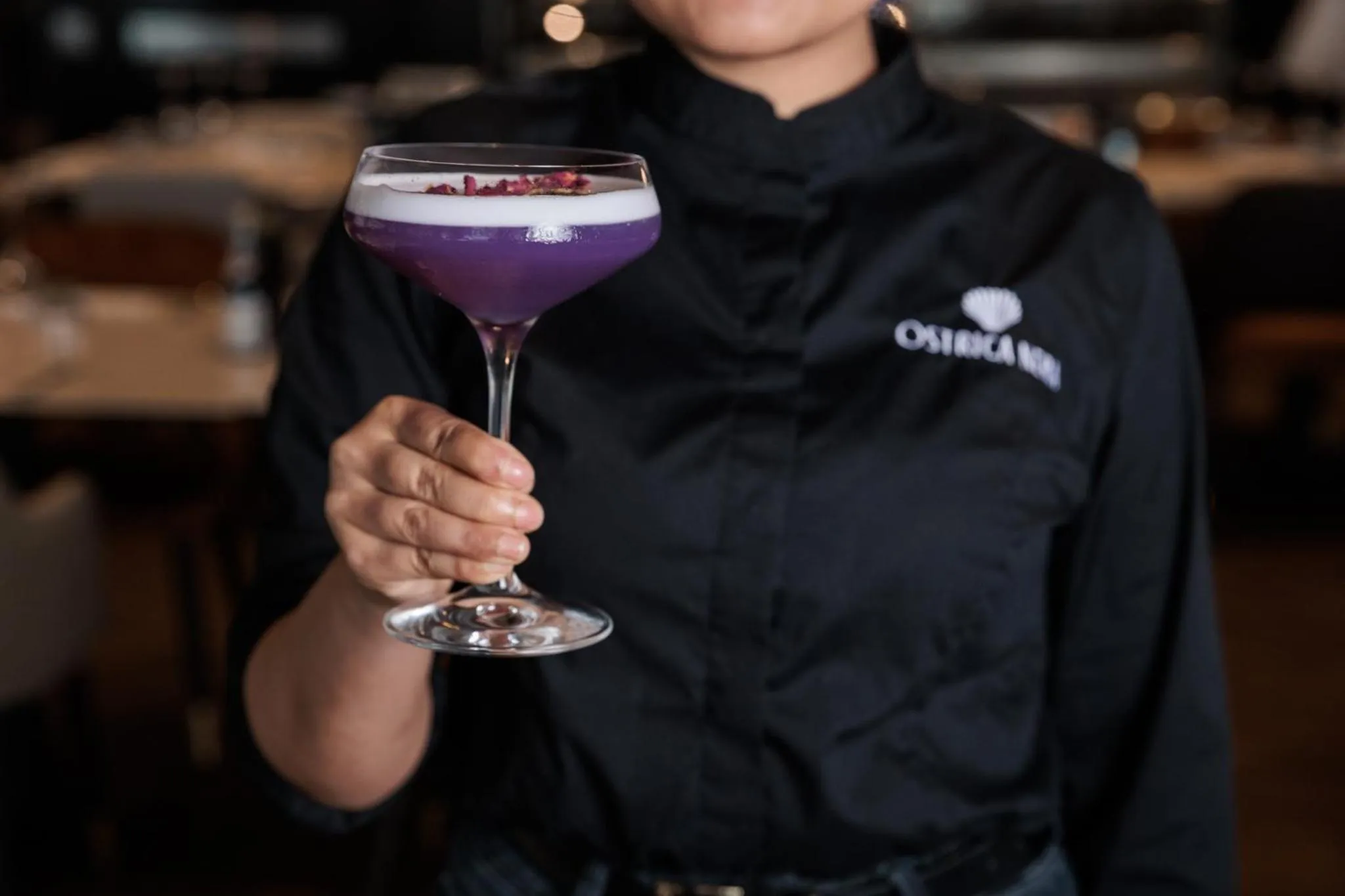 Restaurant/places to eat in Gillieru Harbour Hotel