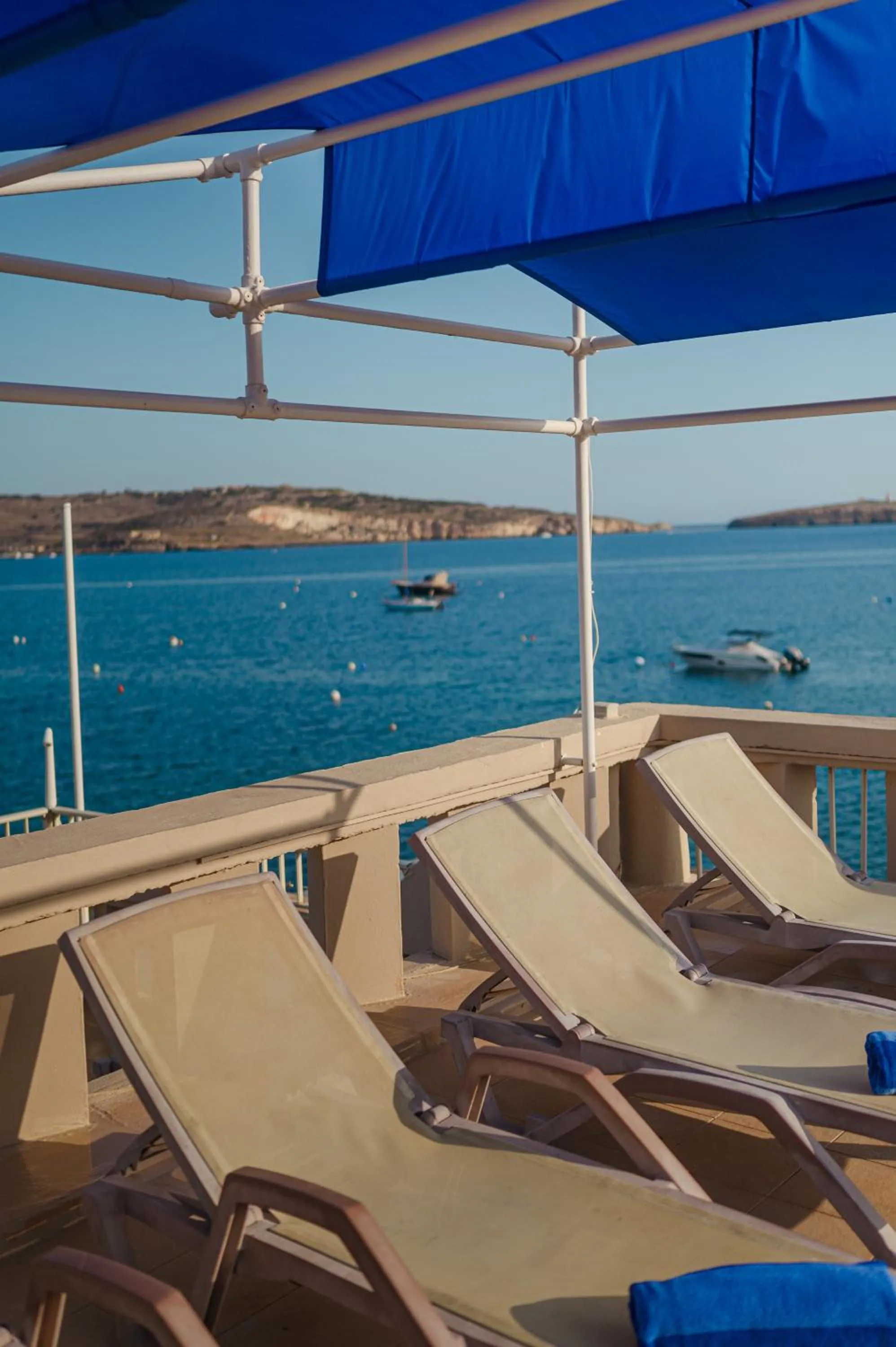Pool view in Gillieru Harbour Hotel