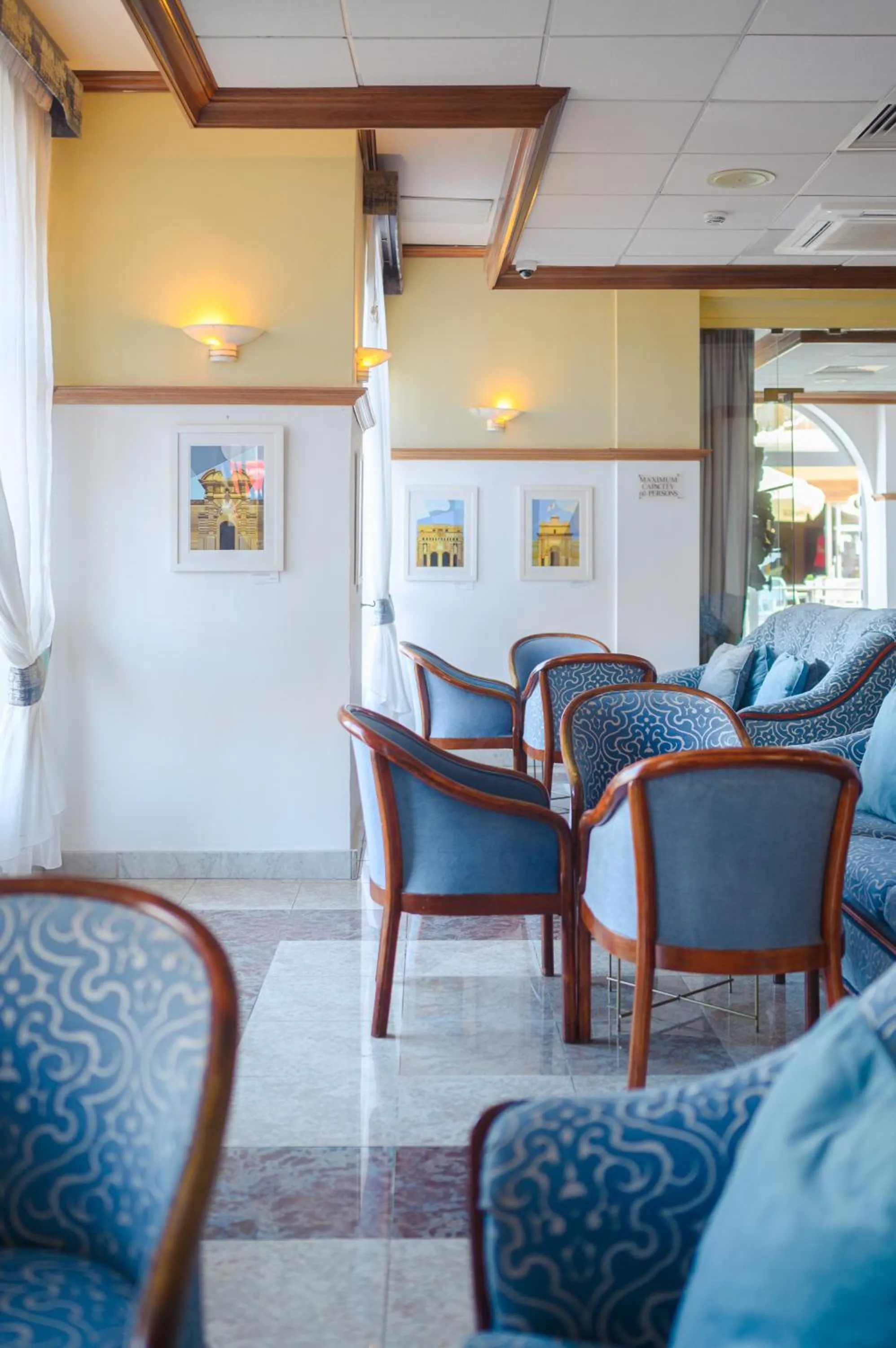 Lobby or reception in Gillieru Harbour Hotel