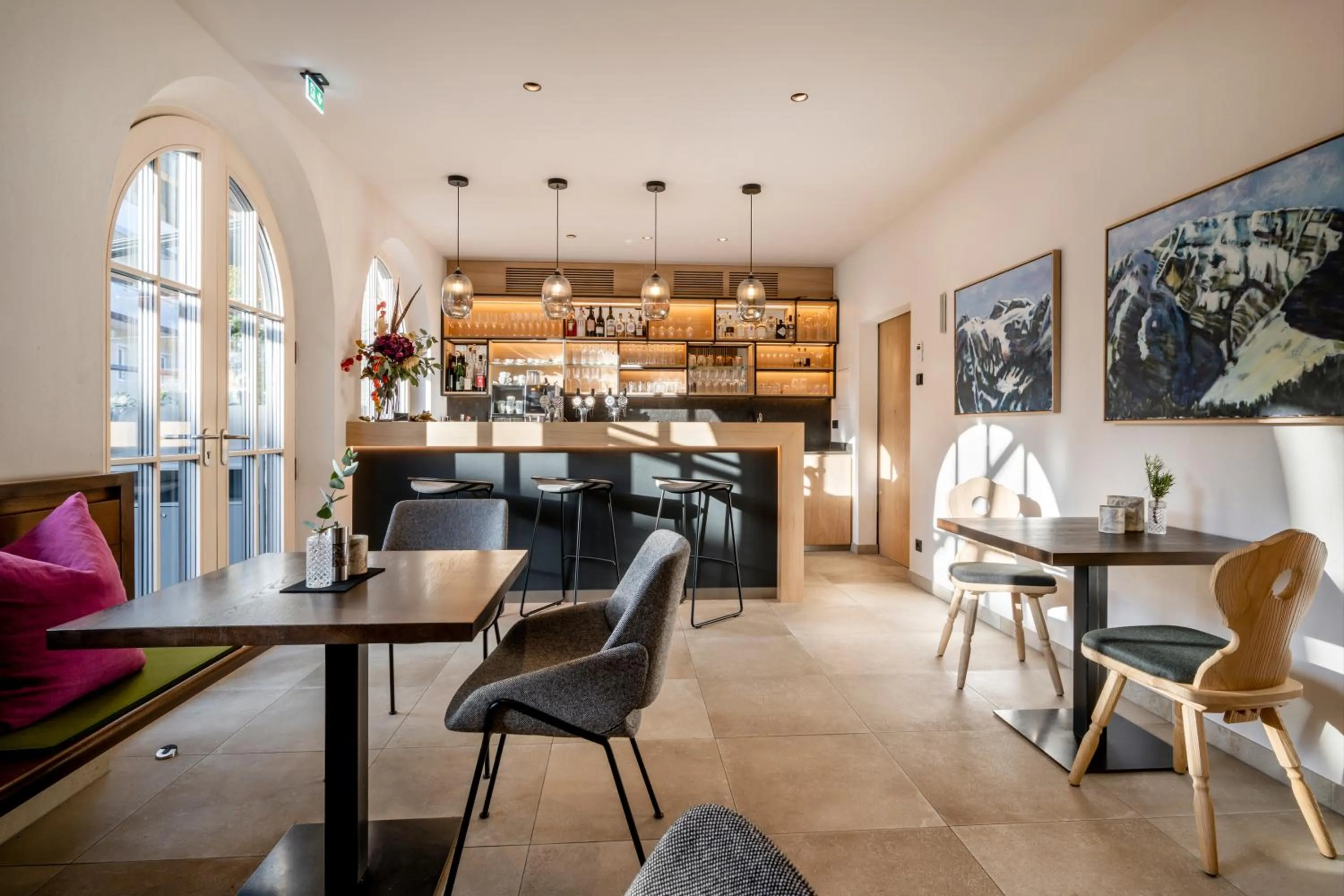 Lounge or bar in NEUWIRT - Boutiquehotel & Wirtshaus