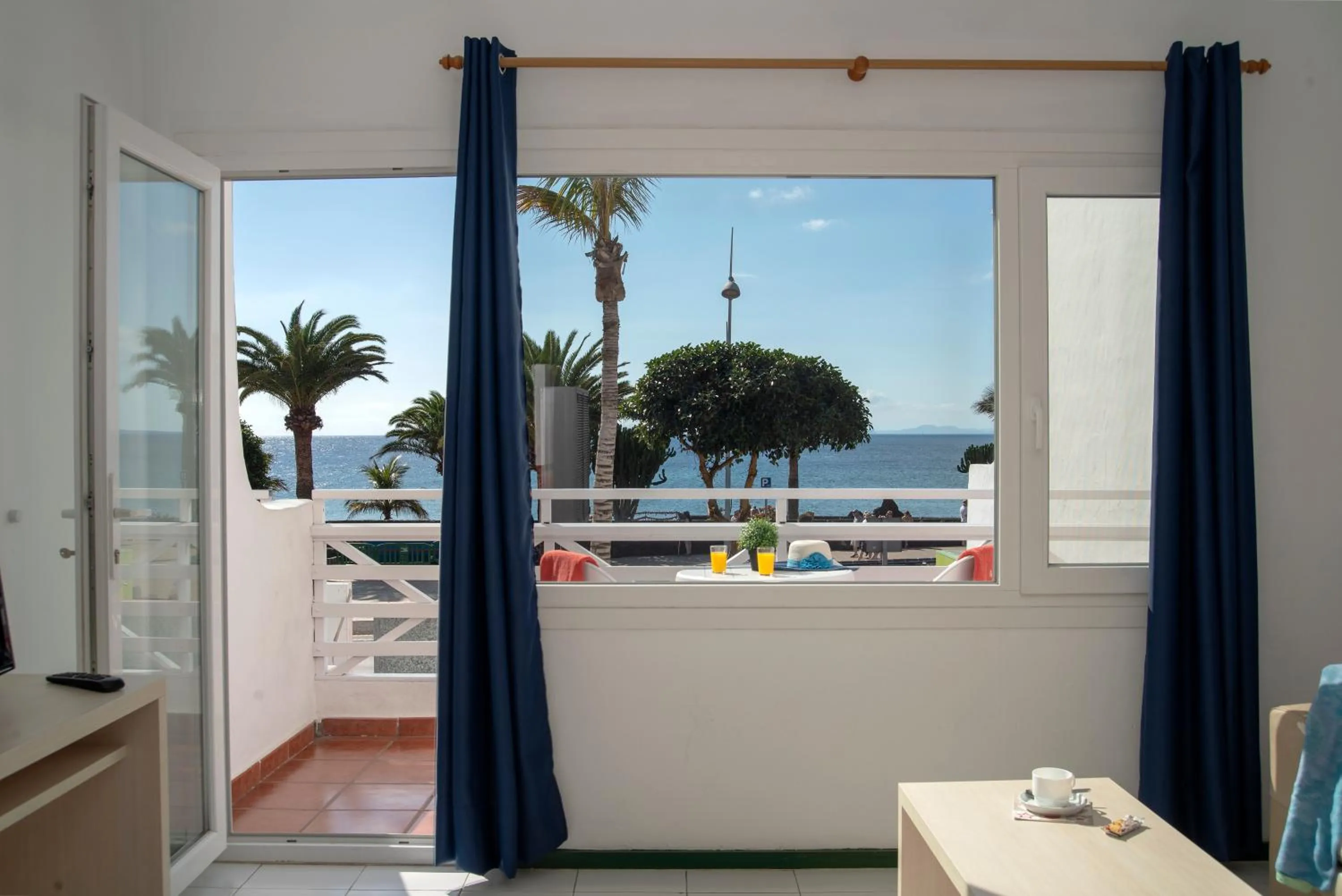 Rocas Blancas Apartments