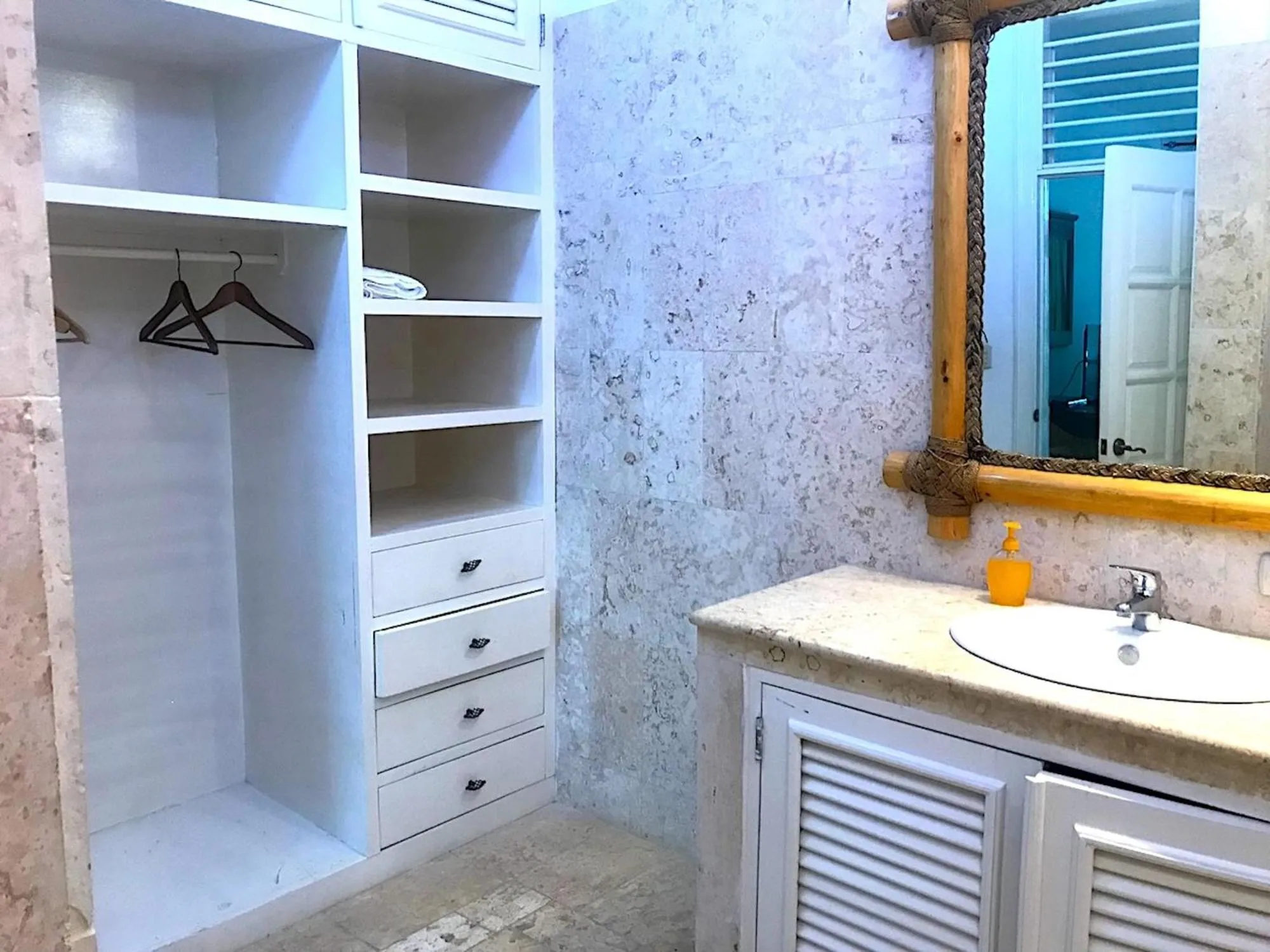 Bathroom in Villa Zoe