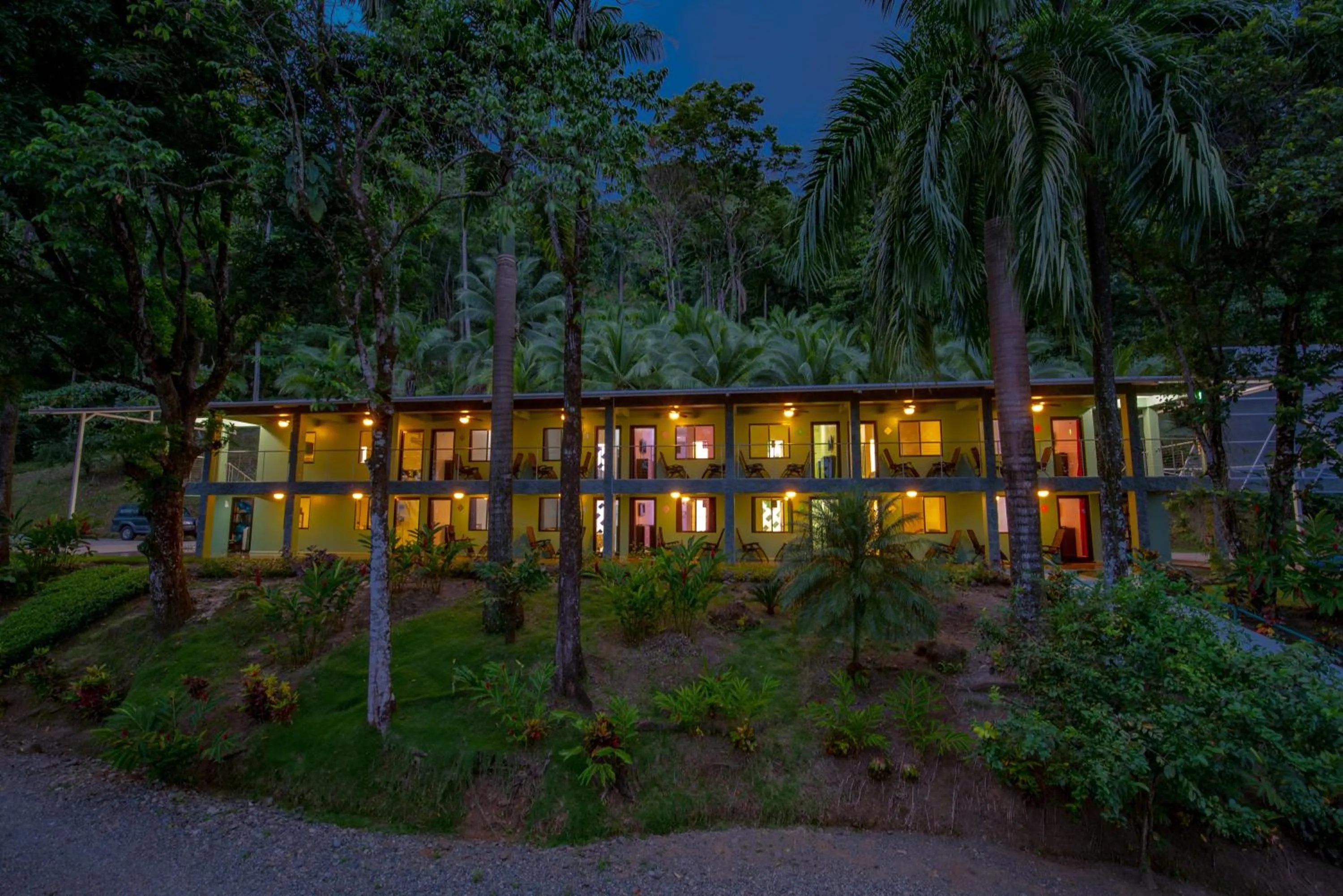 Property building in Hotel Casa Conley Del Mar