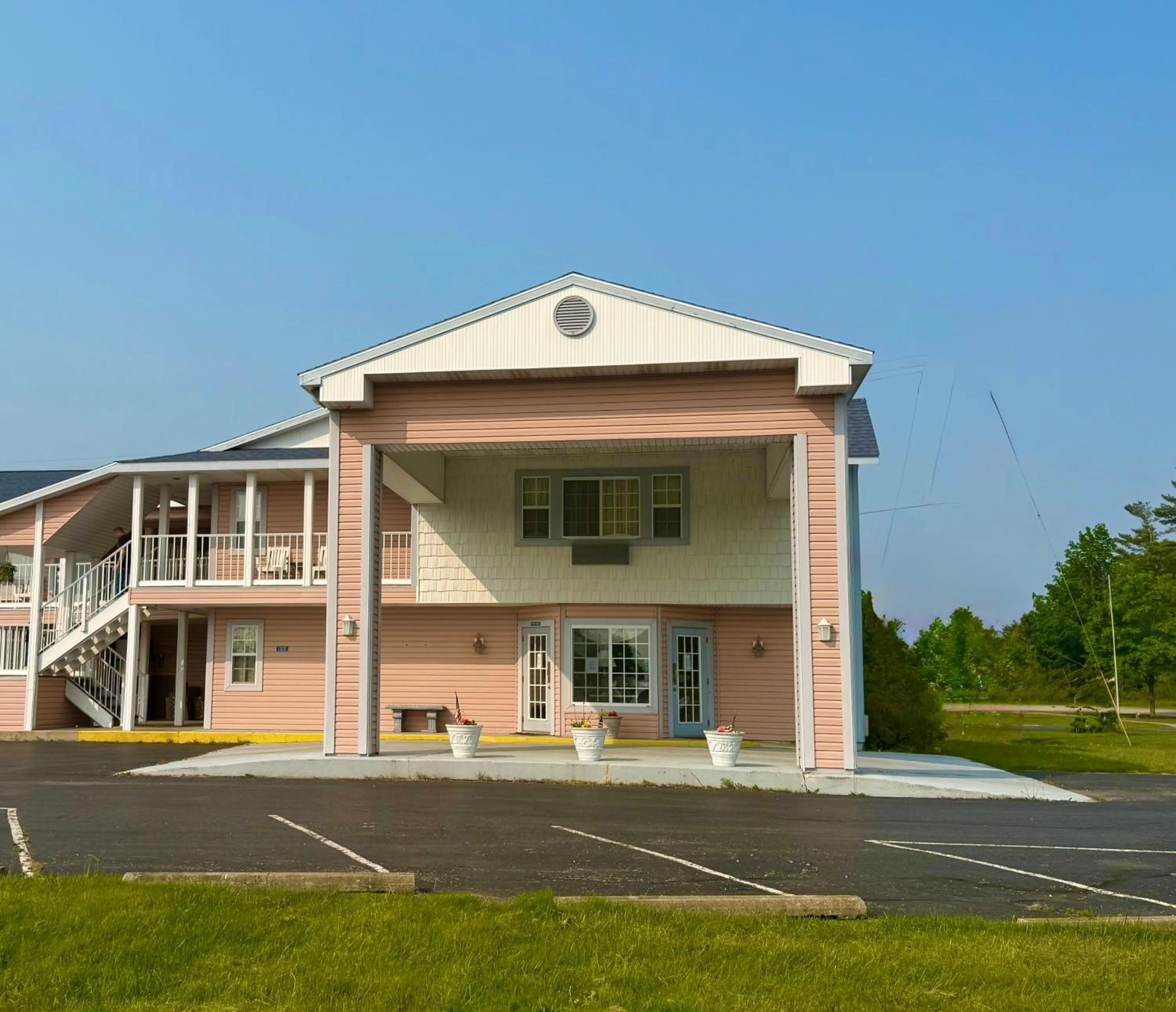 Great Lakes Inn Mackinaw City