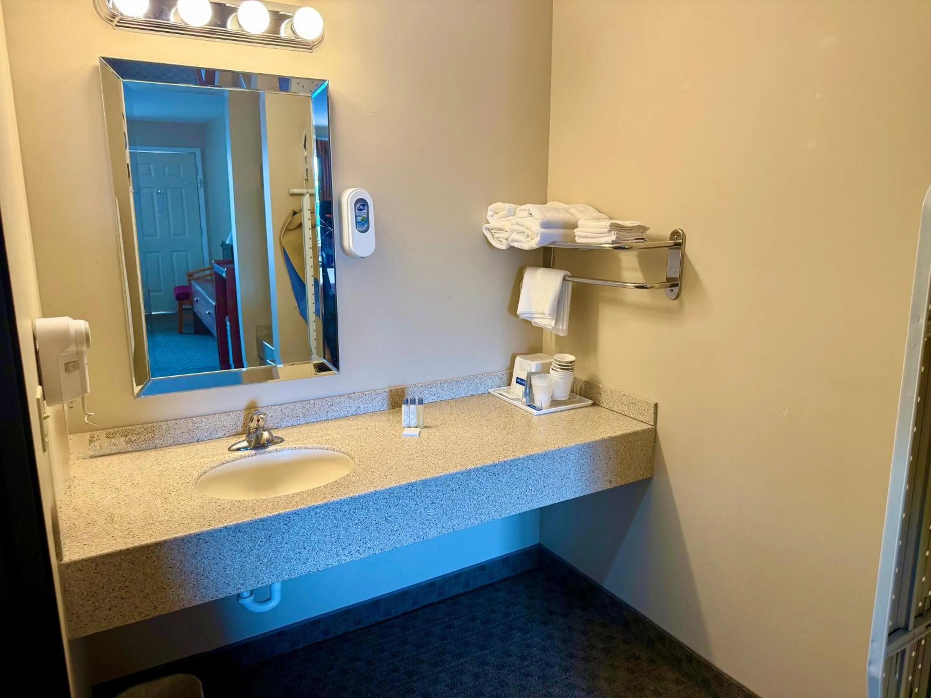 Great Lakes Inn Mackinaw City