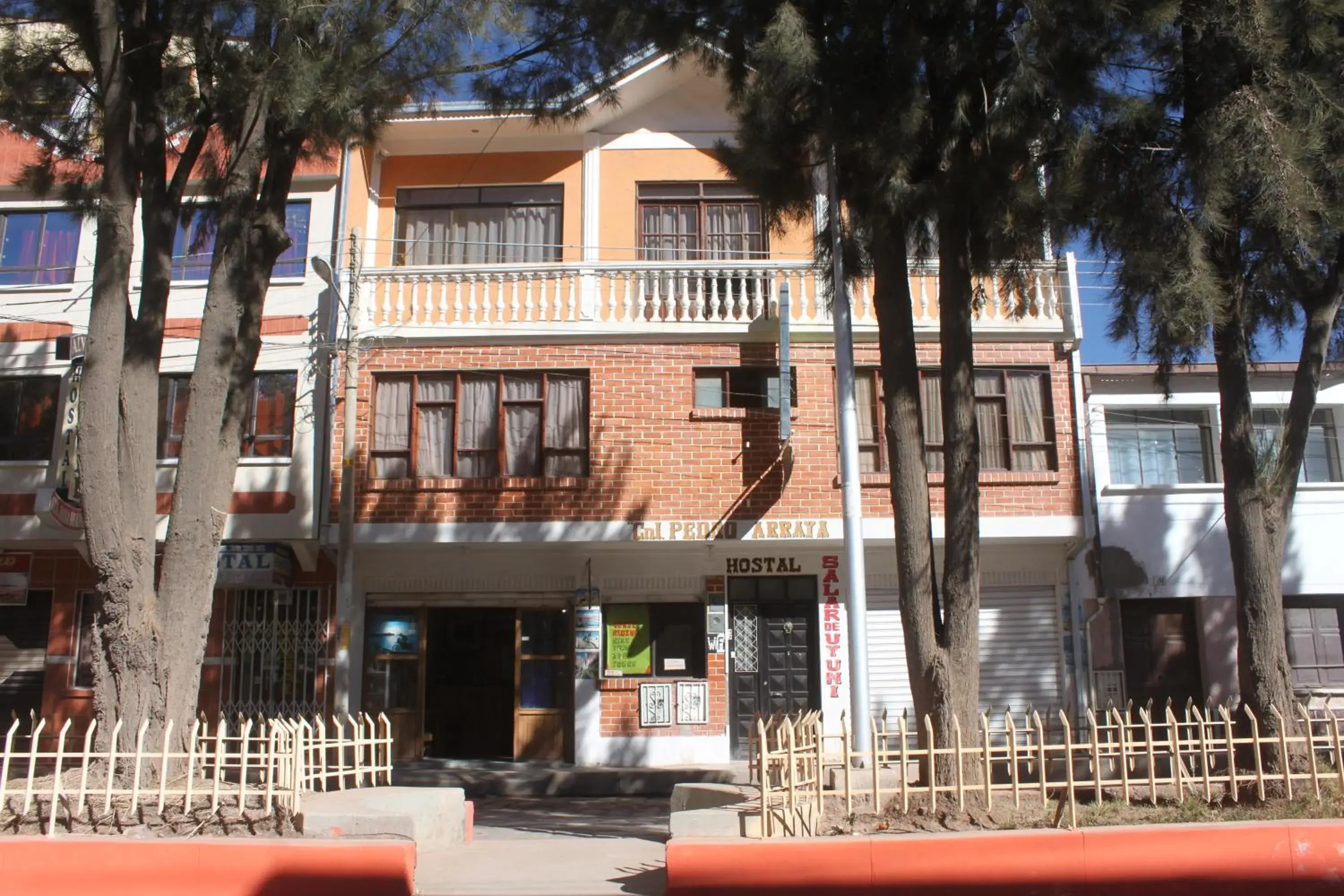 Hostal Coronel Pedro Arraya Hostal Coronel Pedro Arraya